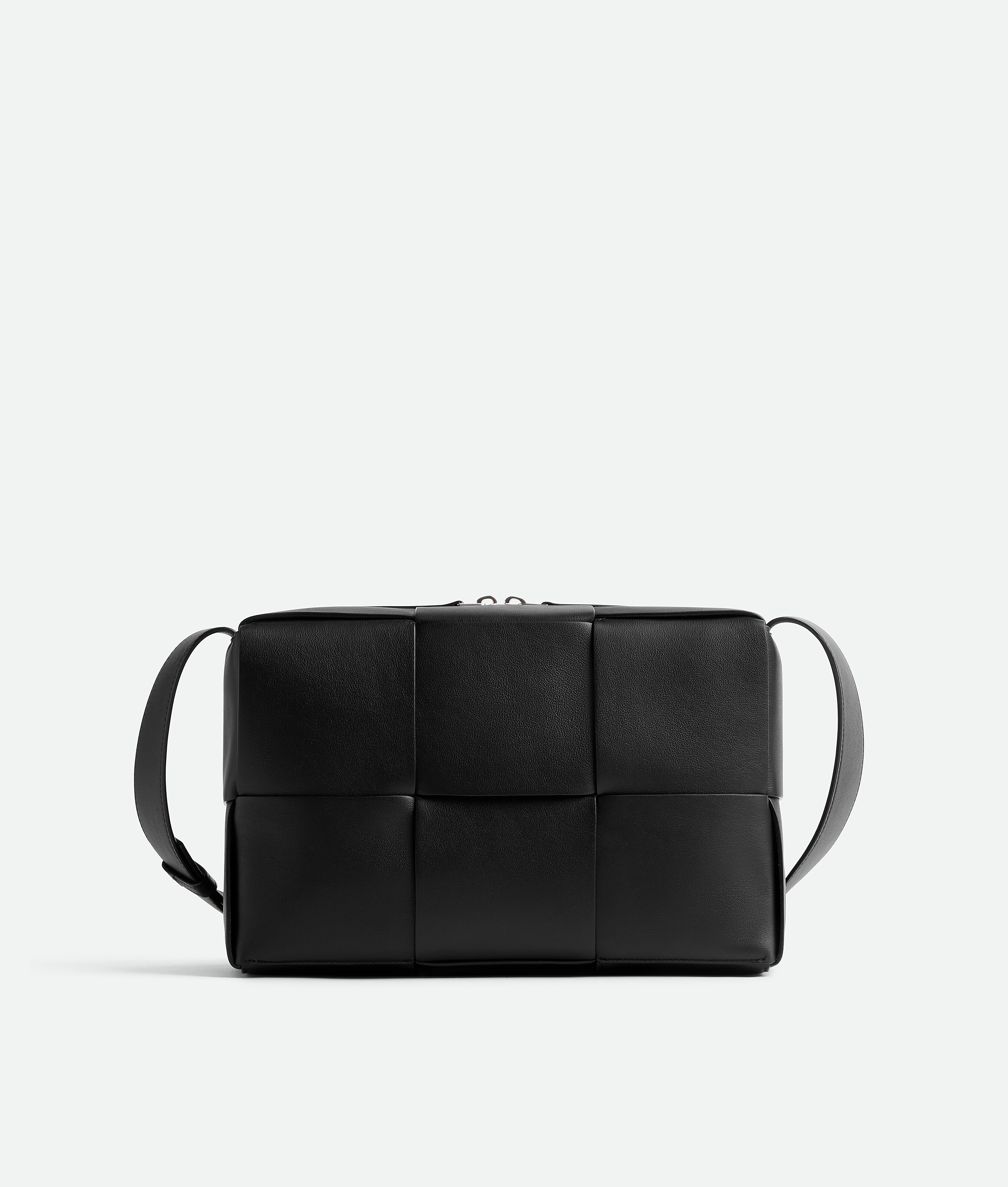 Men's Arco Camera Bag in Black | Bottega Veneta US