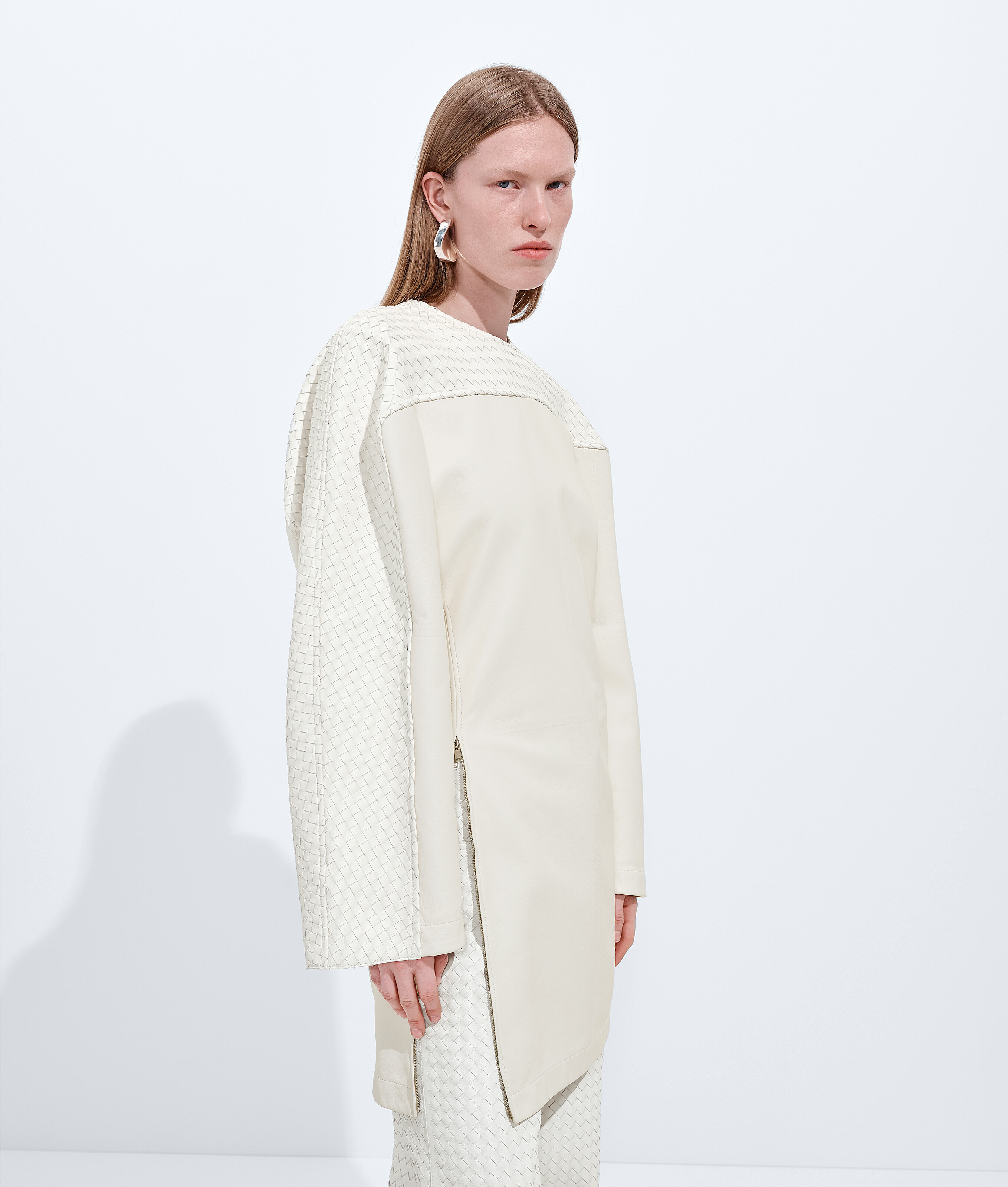 Women's Leather Dress in Parchment Bottega Veneta Luxembourg EN - Image 2