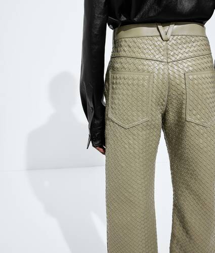 Women's Intrecciato Leather Pants in Tarragon Bottega Veneta Czechia EN - Image 4