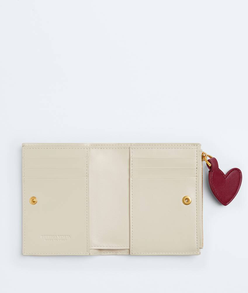 Display a large version of the product image 2 - Intrecciato Small Bi-Fold Wallet