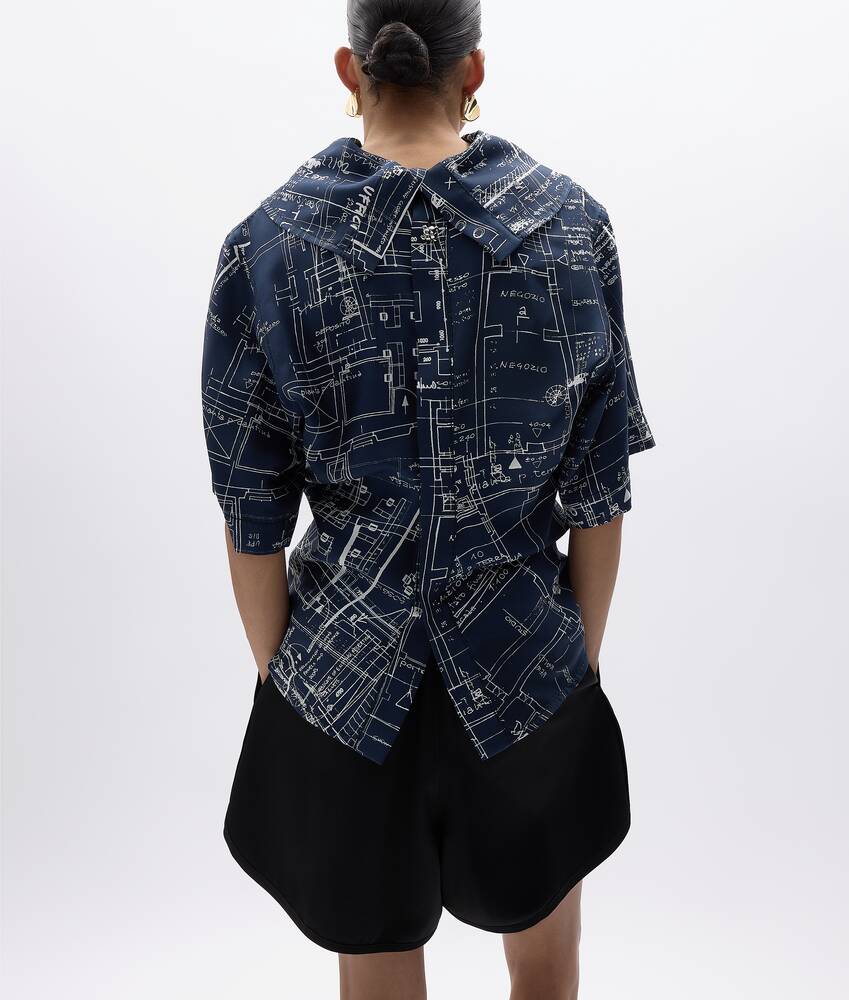 プリント シルクツイル トップス のために ウィメンズ で ミッドナイトブルー/チョーク Bottega Veneta 日本 JA - Image 3