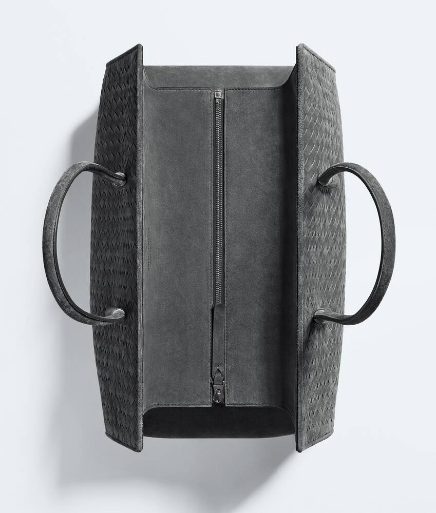Women's Large Barbara Tote in Obsidian gray Bottega Veneta Zimbabwe EN - Image 7
