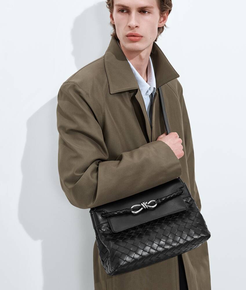 Men's Small Andiamo Messenger in Black Bottega Veneta Greece EN - Image 2