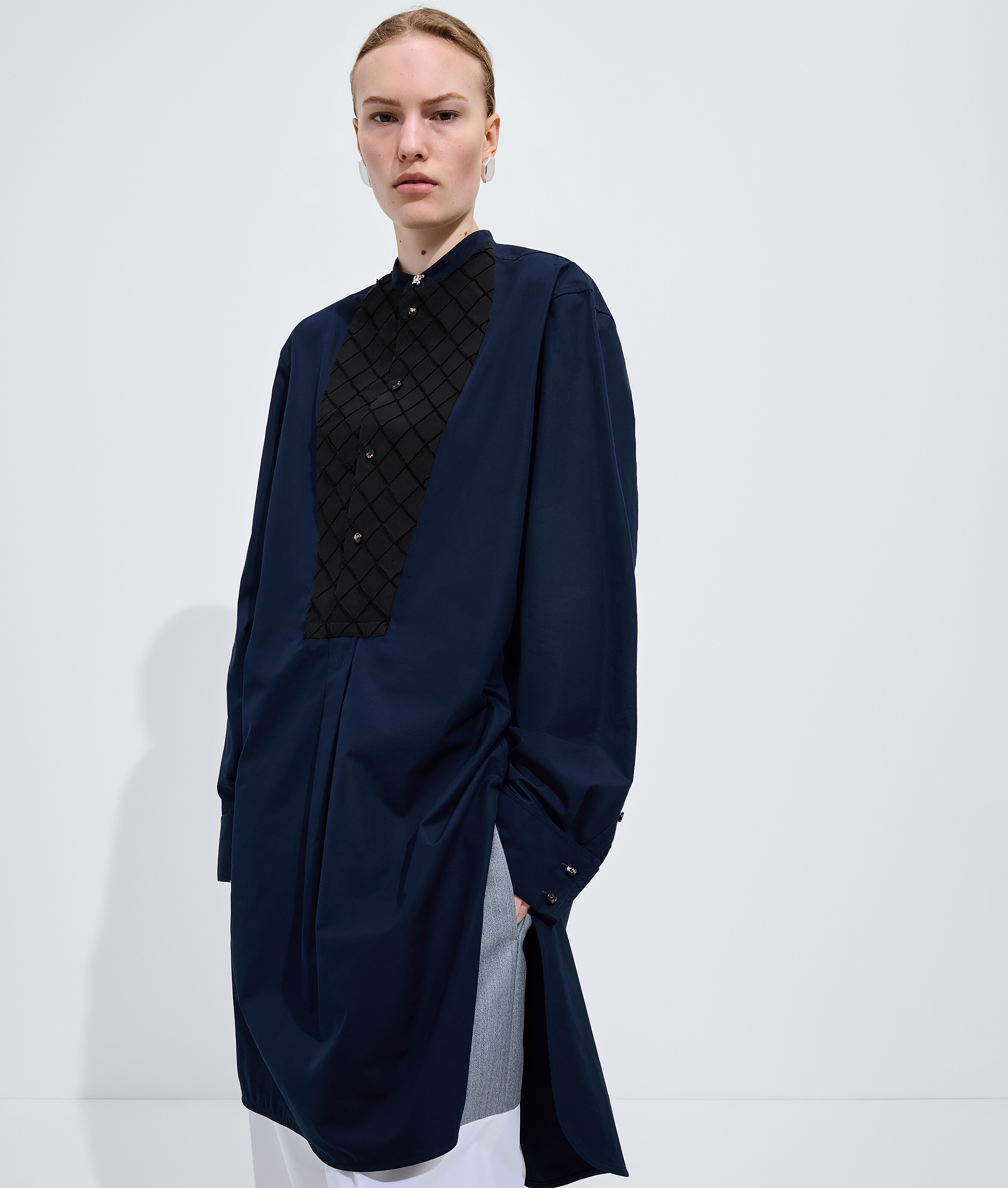 Women's Cotton Poplin Top in Double black Bottega Veneta Luxembourg EN - Image 2