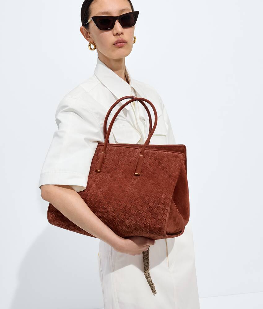 Women's Barbara Tote in Rust Bottega Veneta Singapore EN - Image 2