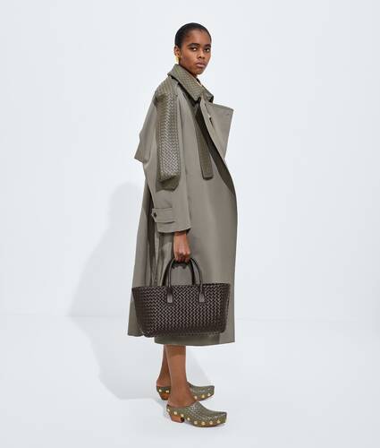 Women's Small Cabat in Fondant Bottega Veneta Netherlands EN - Image 2