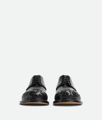 James Lace-Up Shoe