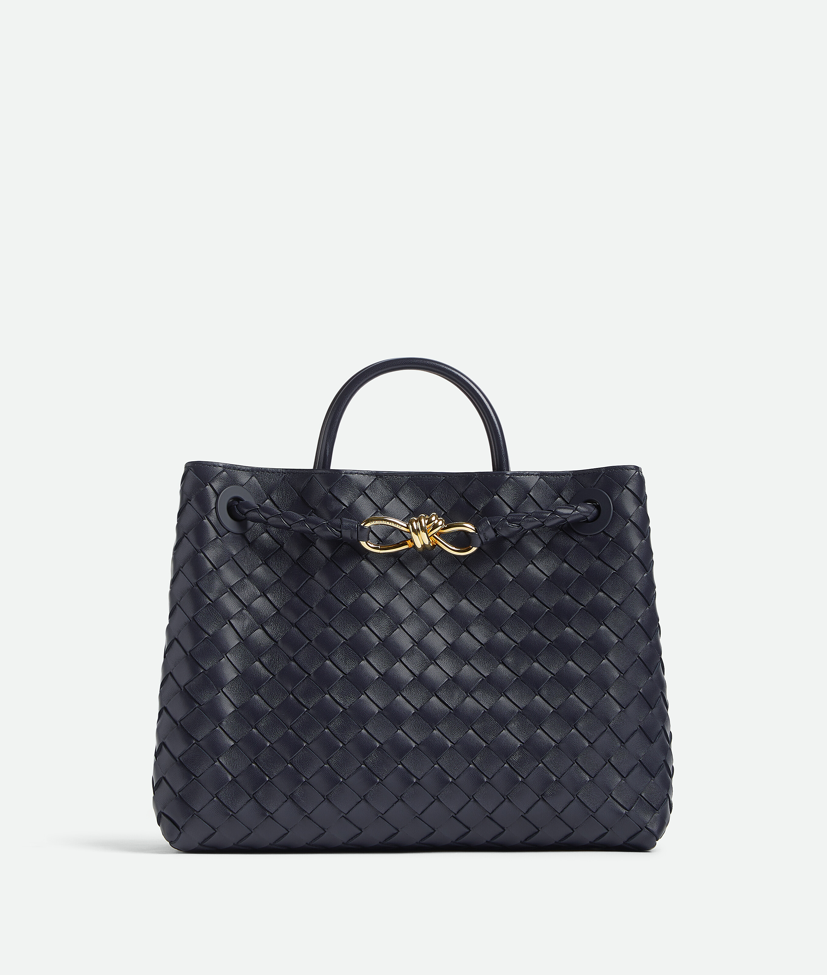 Bottega Veneta Medium Andiamo Intrecciato Shoulder Bag In Black