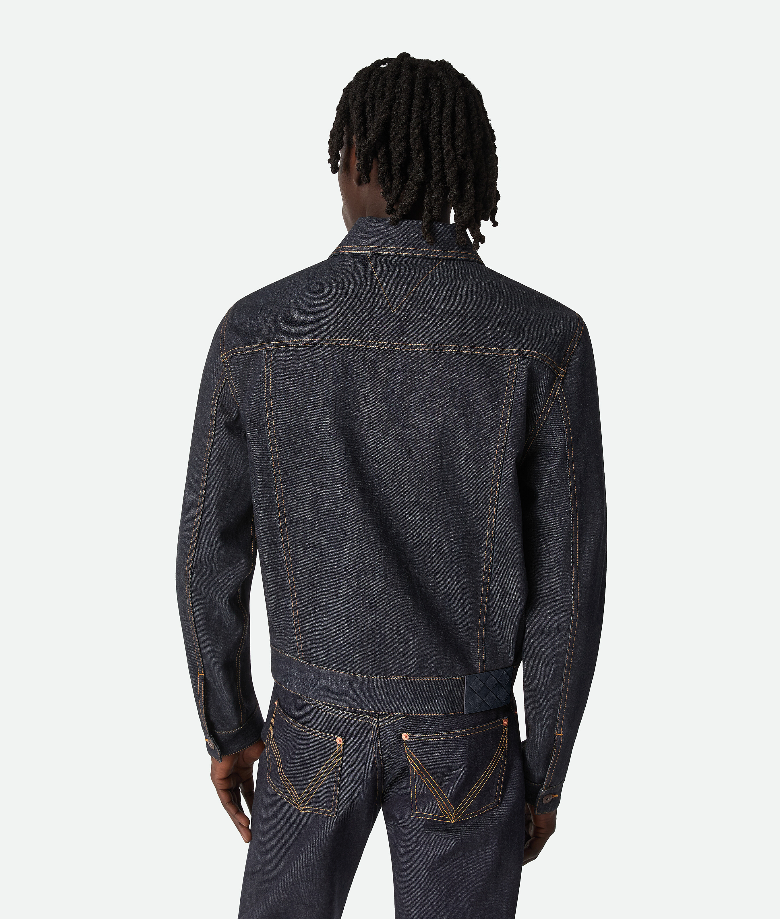 Bottega Veneta Veste En Denim Indigo Brut In Gray