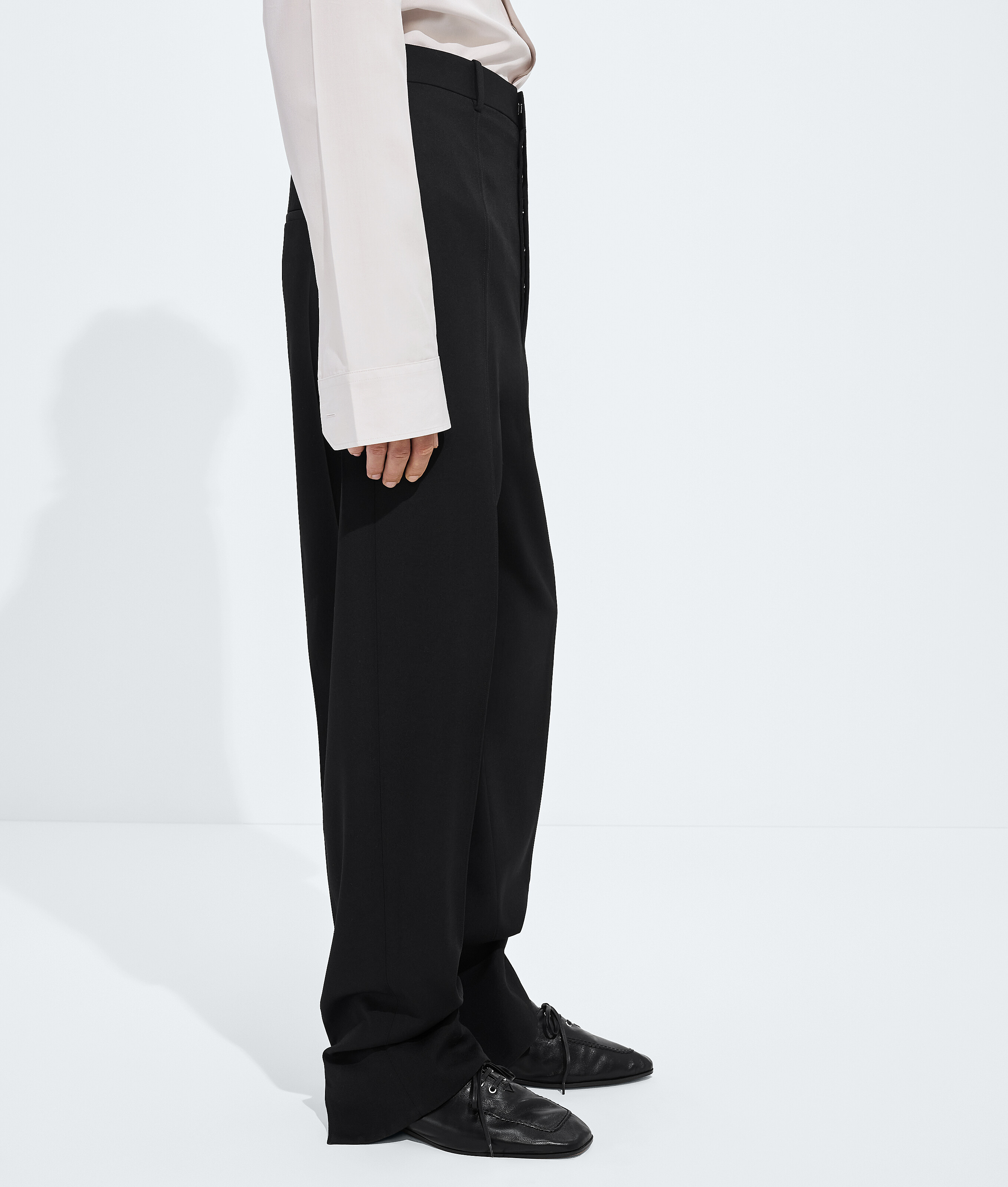 Men's Wool Grain De Poudre Pants in Double black Bottega Veneta Finland EN - Image 2