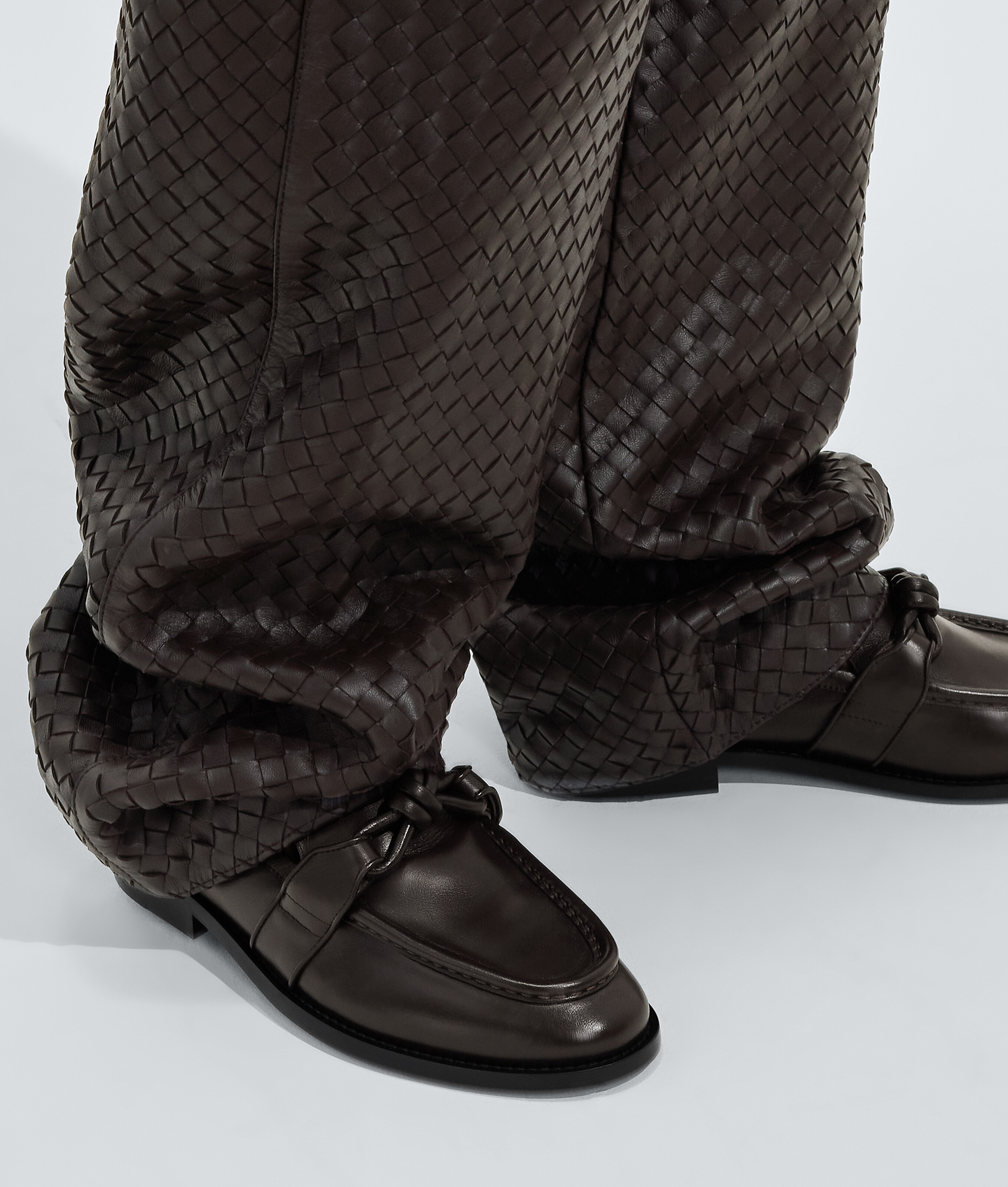 Men's Astaire Loafer in Fondant Bottega Veneta Finland EN - Image 2