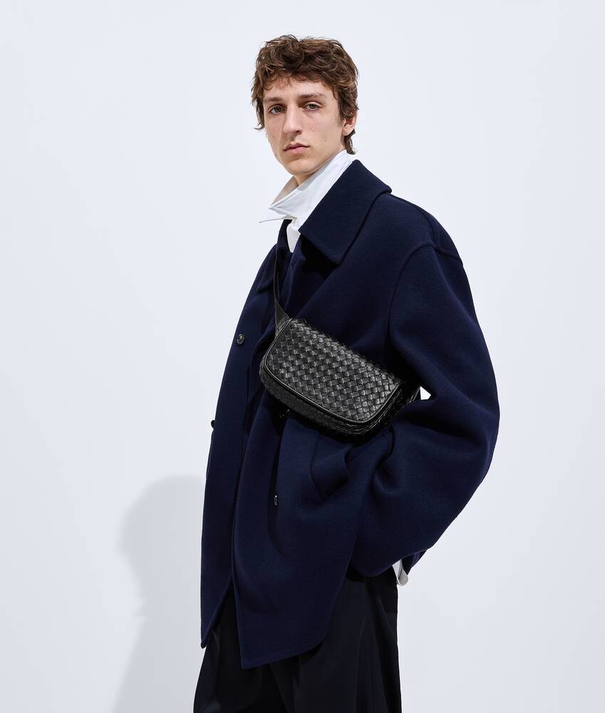 Men's Veneto Belt Bag in Black Bottega Veneta United States EN - Image 2