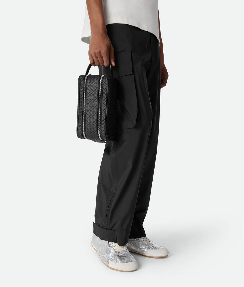 Display a large version of the product image 2 - Intrecciato Piccolo Travel Pouch