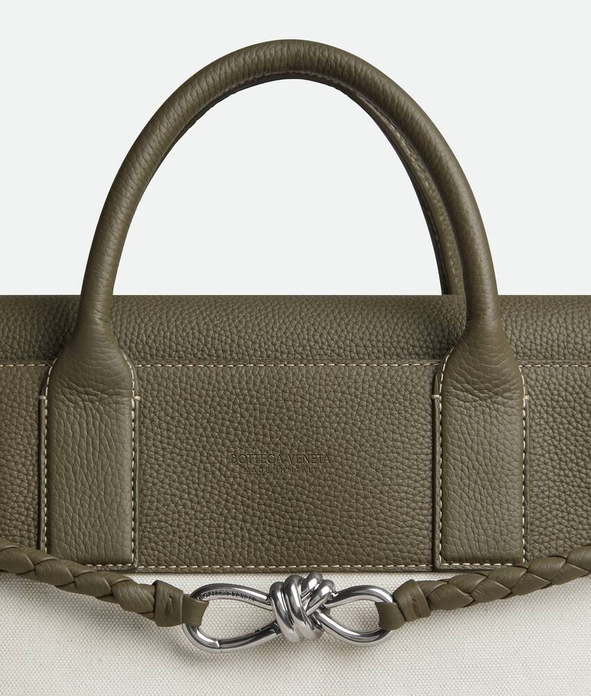 Men's Maxi Andiamo Voyager in Natural/cypress Bottega Veneta Zimbabwe EN - Image 7