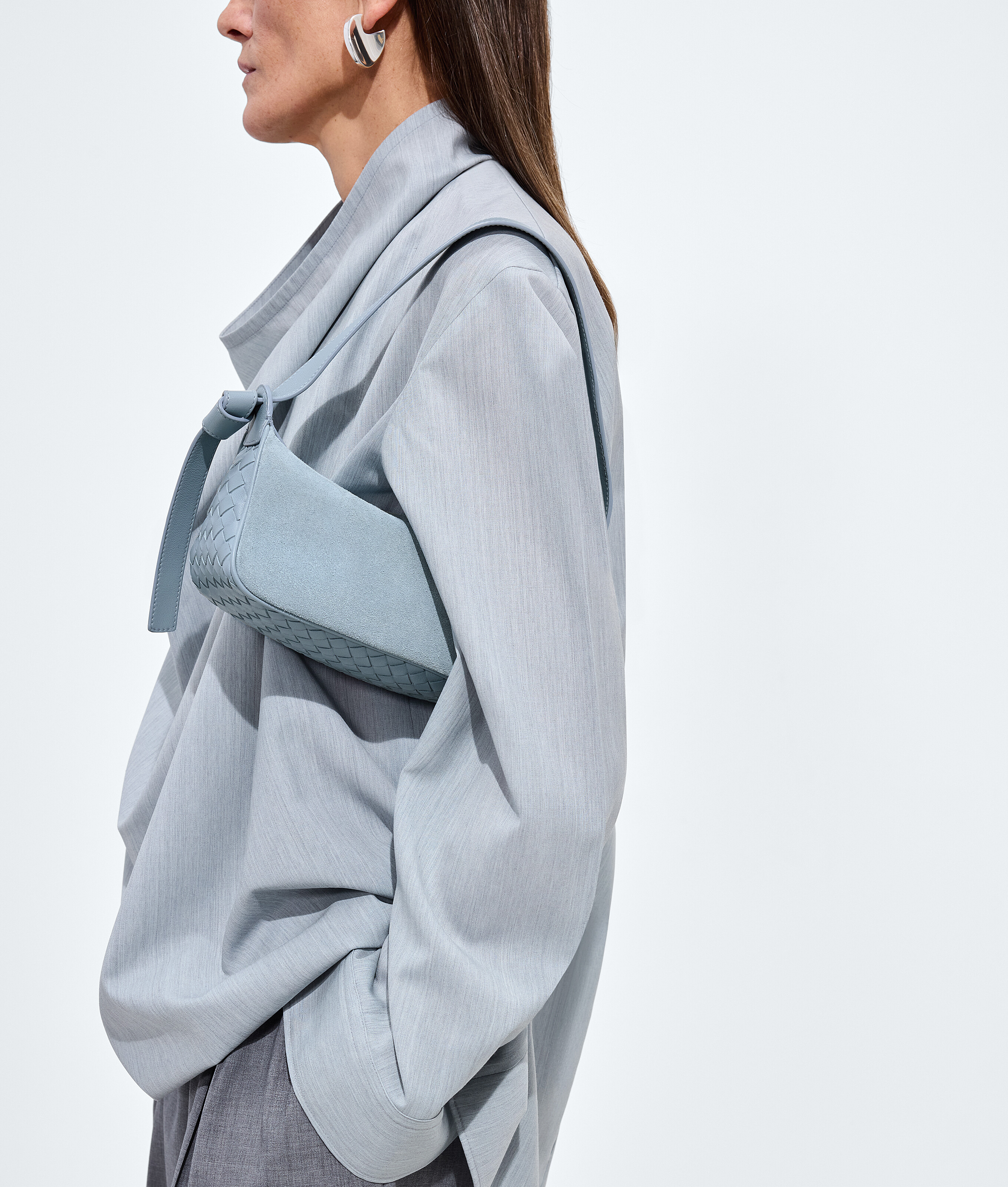 Women's Nodo Shoulder Bag in Mineral Bottega Veneta Belgium EN - Image 2