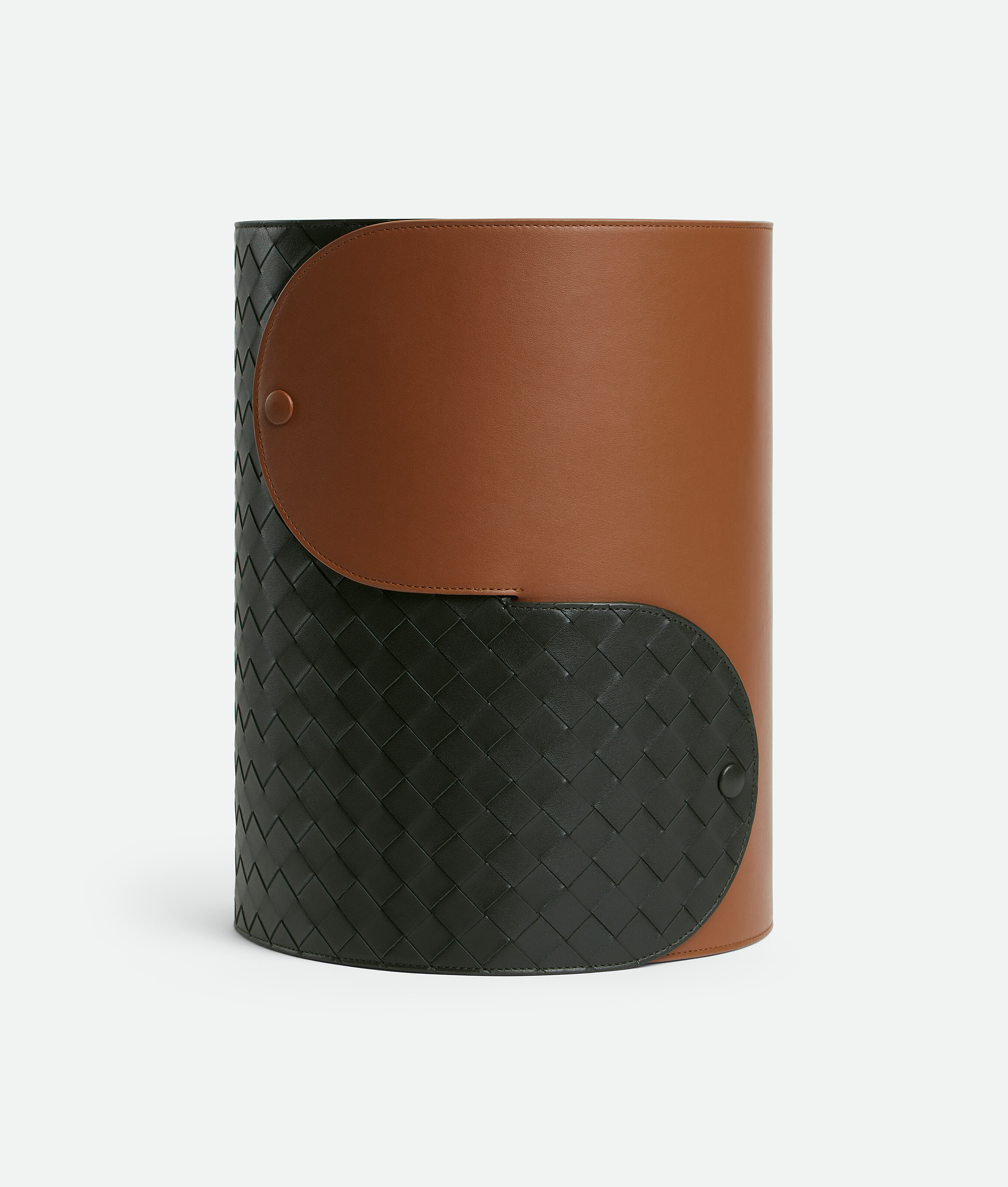 Interlocking Basket in Amber/dark green | Bottega Veneta US