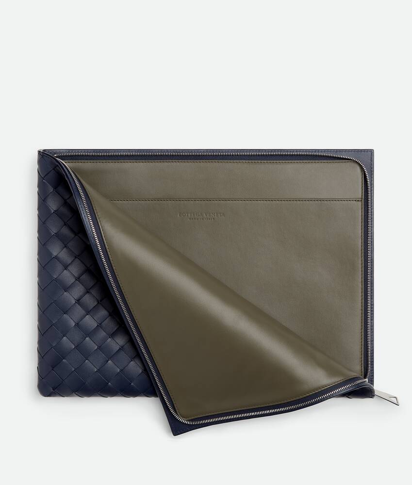 Men's Intrecciato Flat Pouch in Abyss/cypress Bottega Veneta France EN - Image 2
