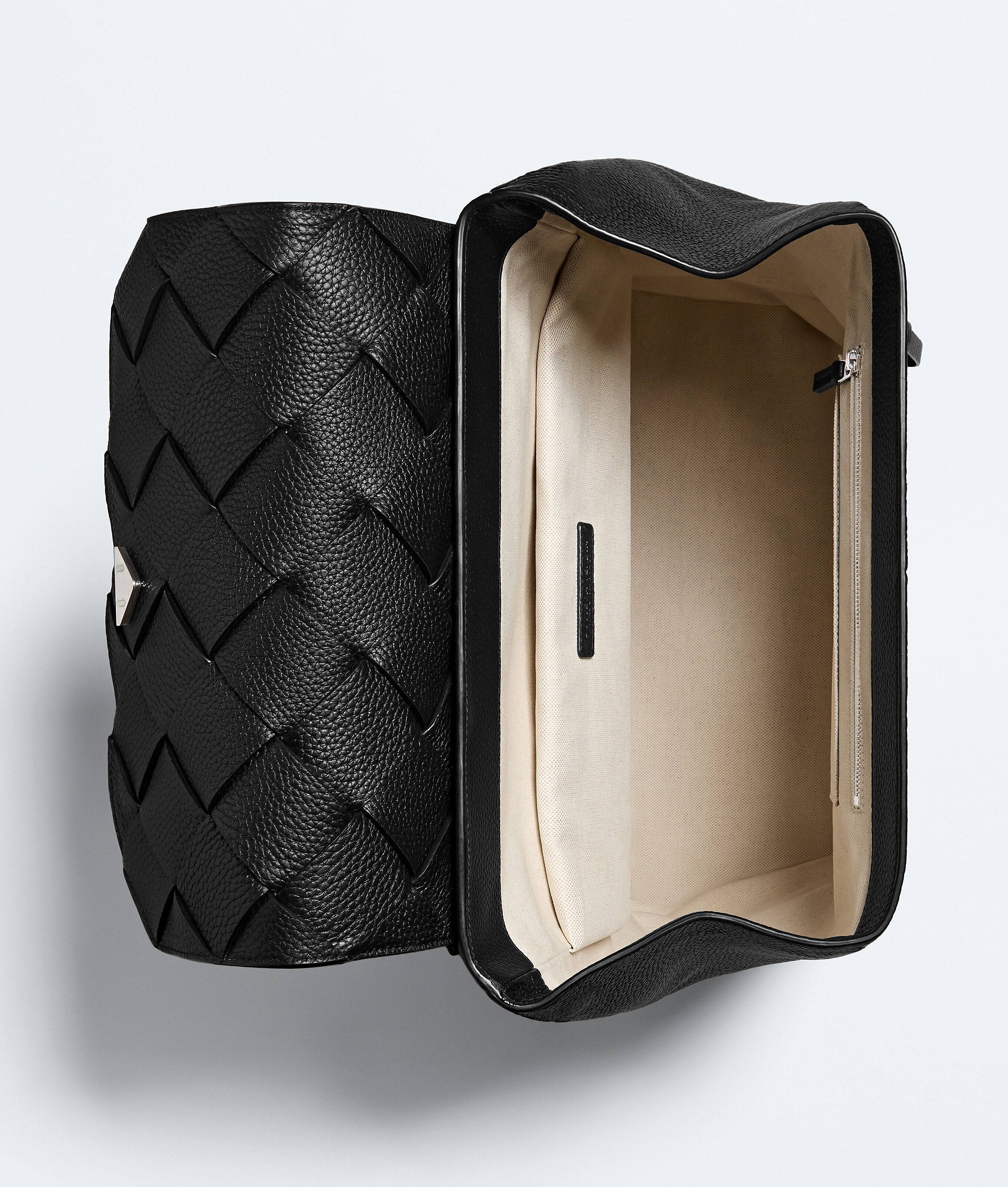 Men's Diago Backpack in Black Bottega Veneta Luxembourg EN - Image 2