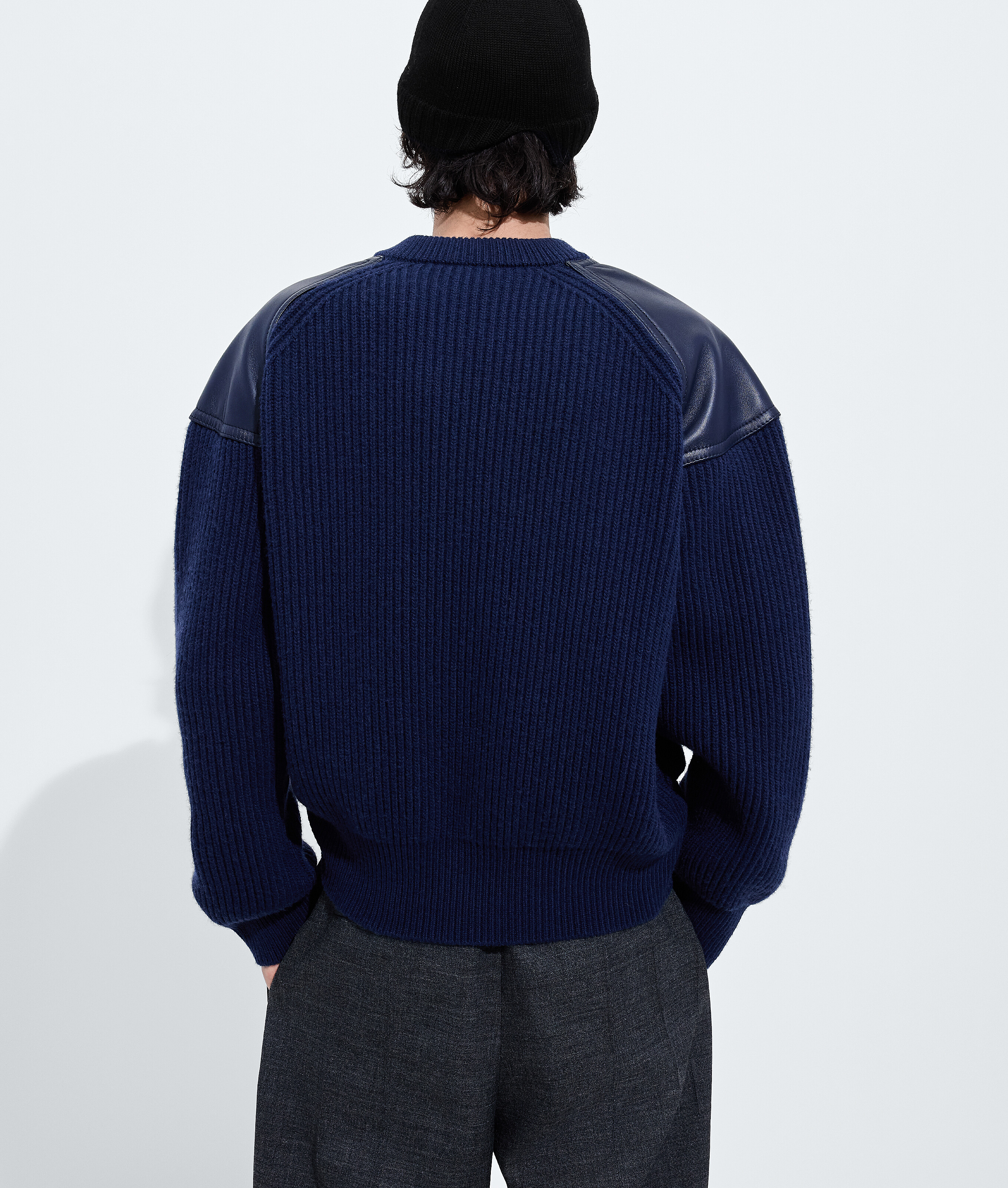 Men's Wool and Cashmere English Rib Sweater in Azurite Bottega Veneta Luxembourg EN - Image 3
