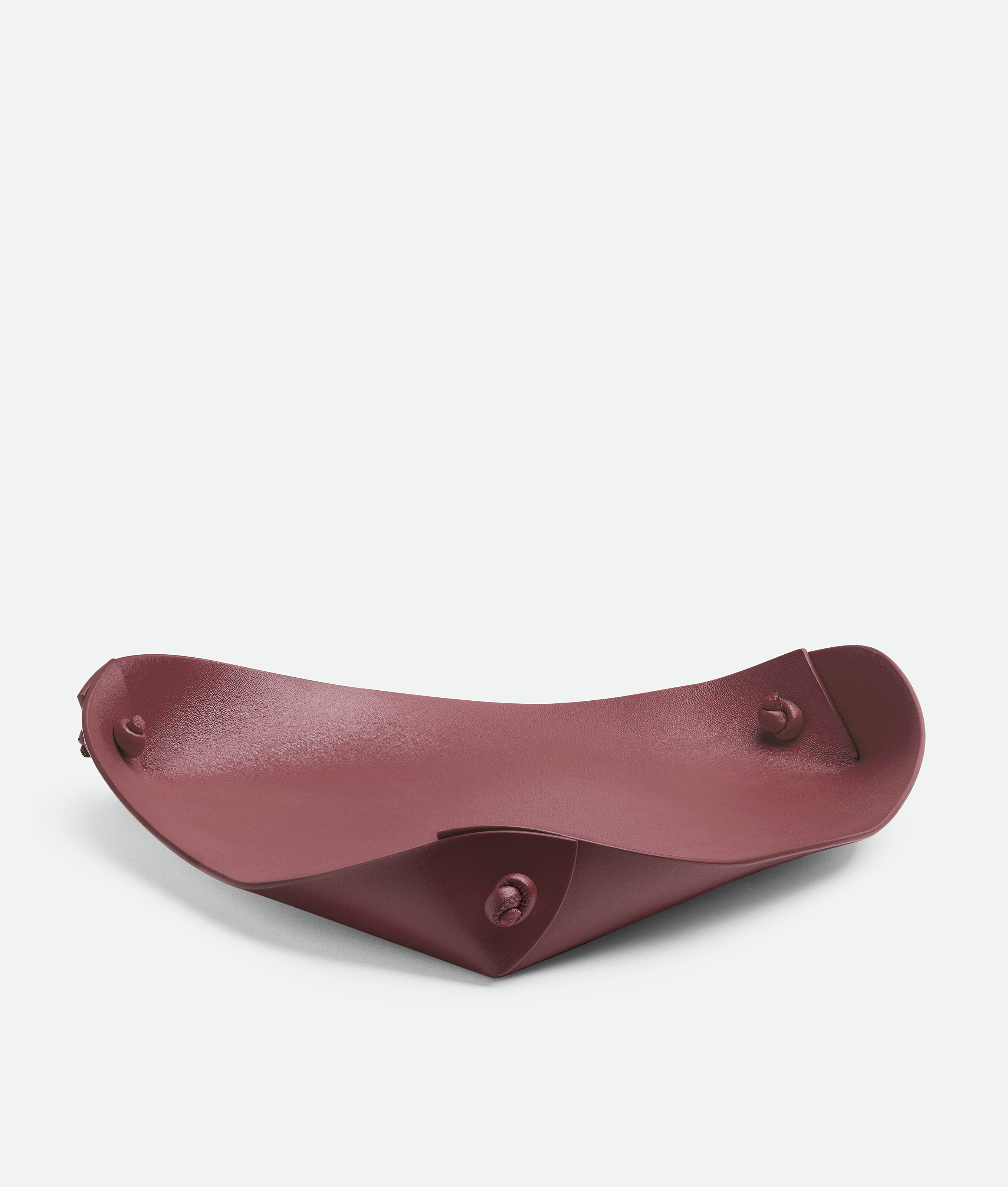 ラージ レザー トレー で バローロ | Bottega Veneta JP
