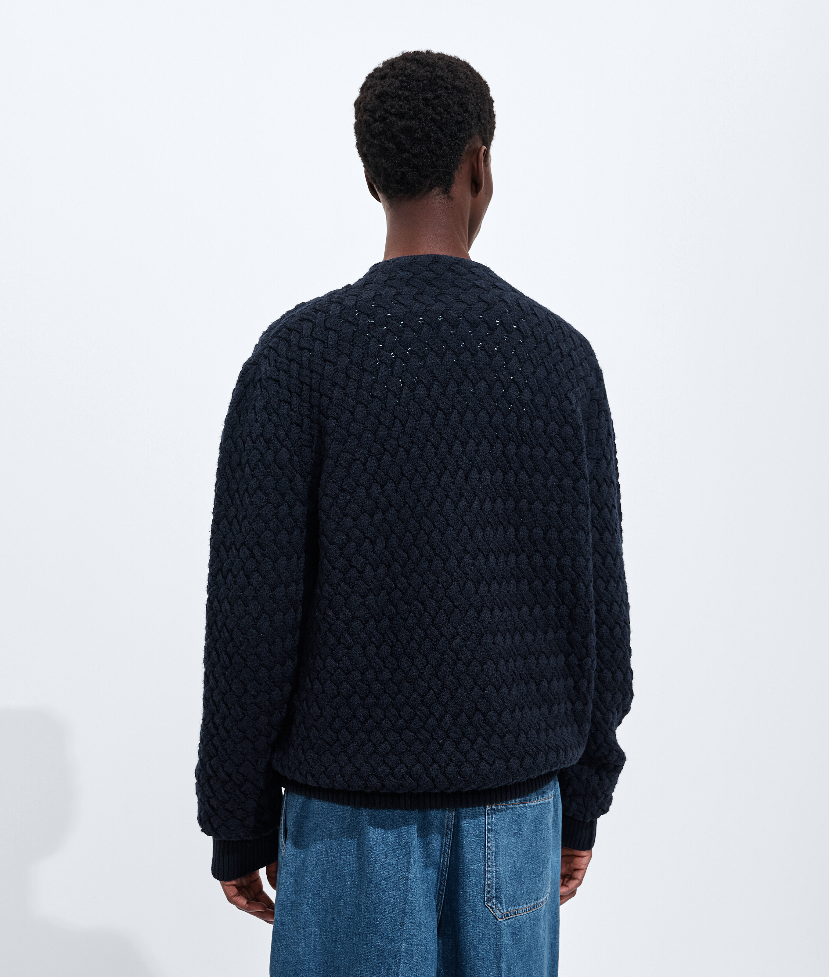 Men's Intrecciato Wool Cardigan in Midnight blue Bottega Veneta Luxembourg EN - Image 2