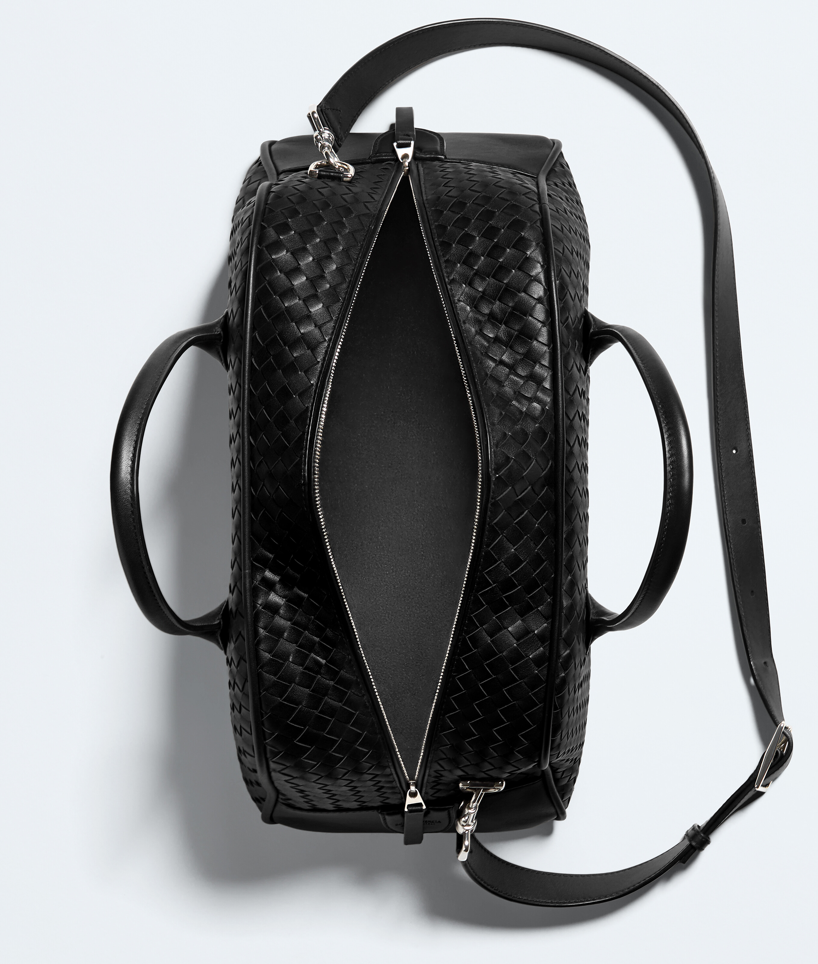 Men's Bauletto in Black Bottega Veneta Luxembourg EN - Image 4