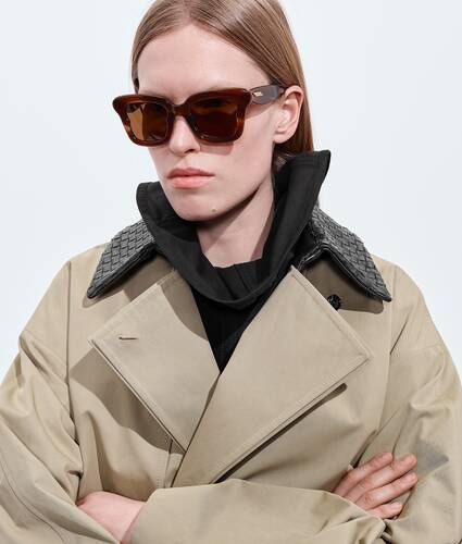 Sophia Ribbon Butterfly Sunglasses in Havana/brown Bottega Veneta Romania EN - Image 2