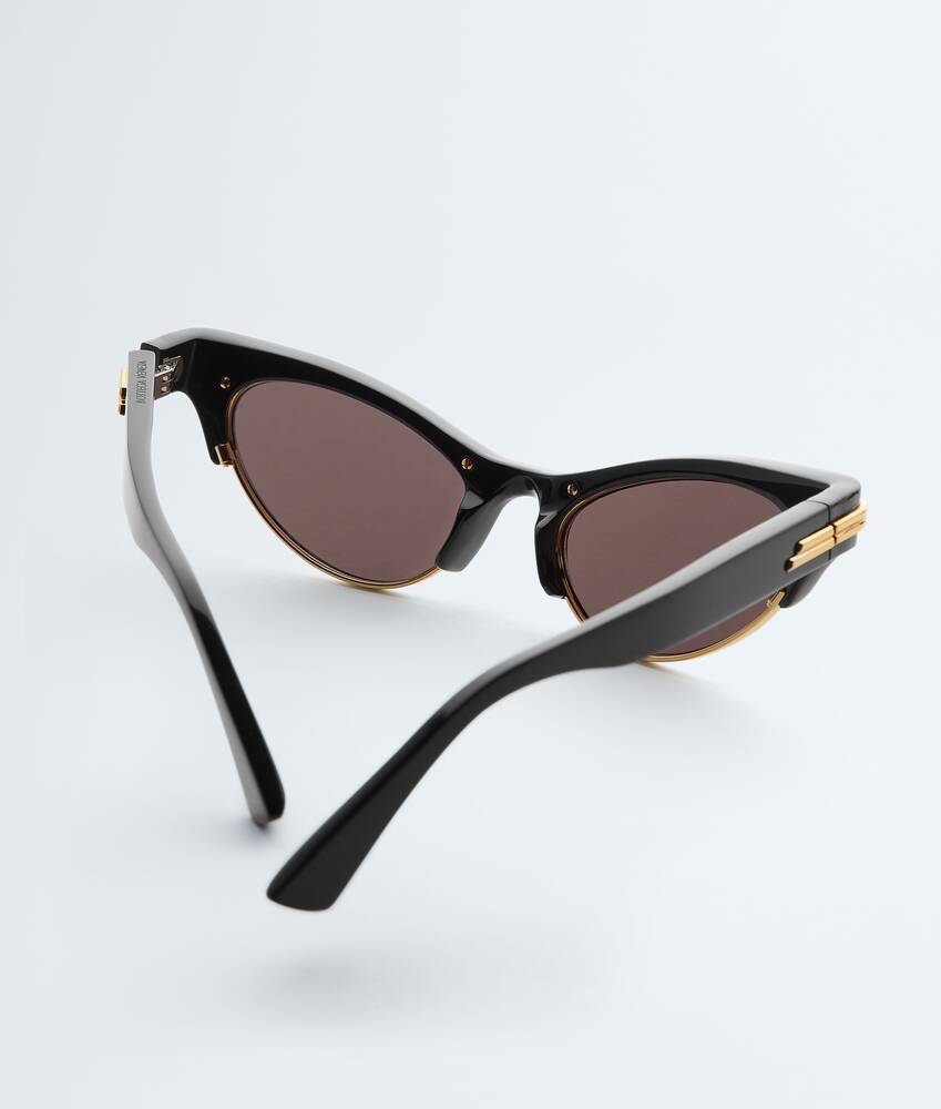 Display a large version of the product image 3 - Angle Cat Eye Sunglasses