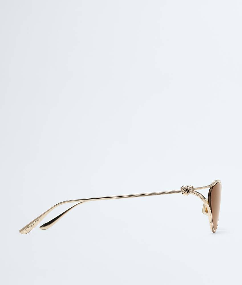 Knot Cat Eye Sunglasses in Gold/brown Bottega Veneta France EN - Image 3