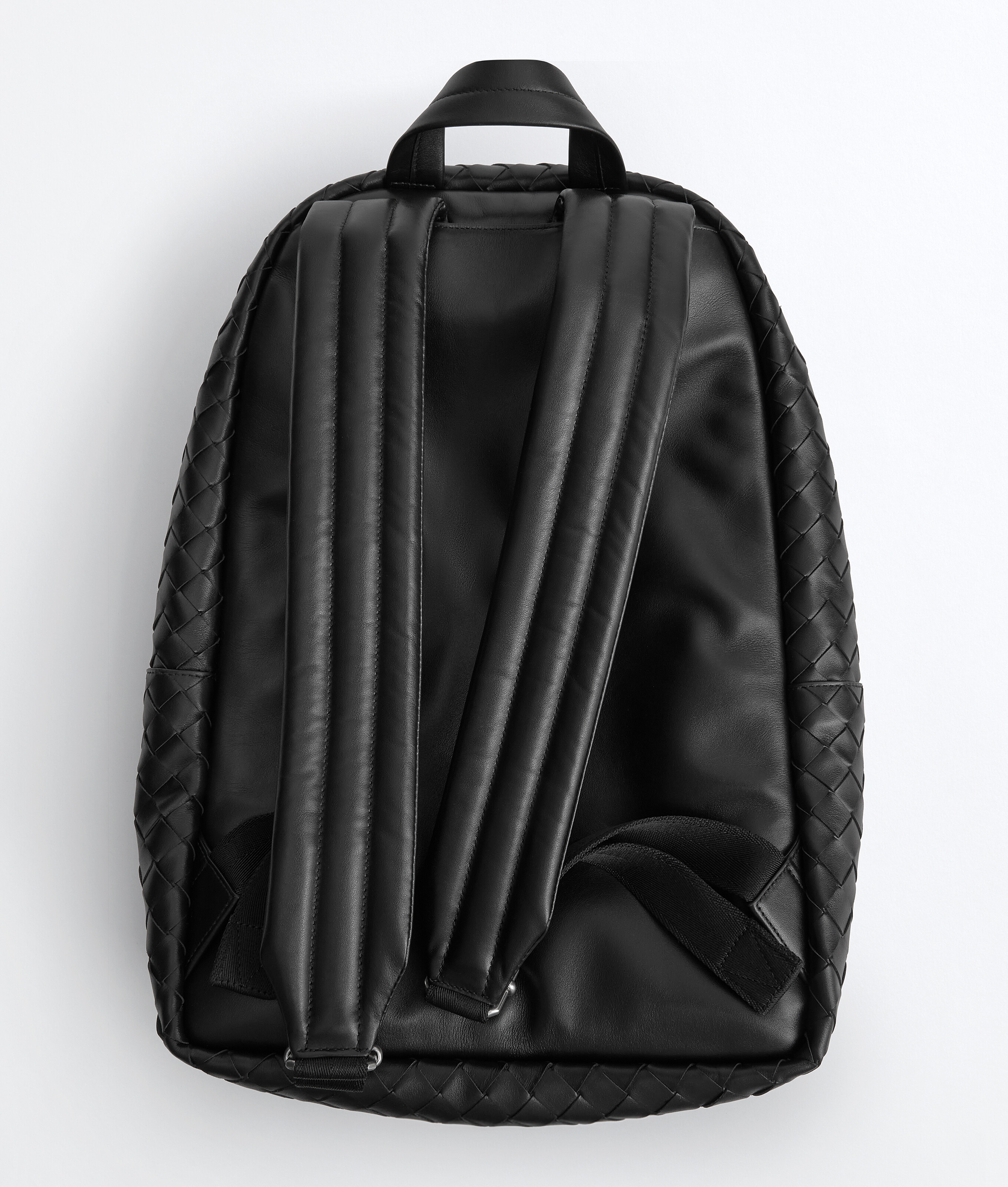 イントレチャート バックパック で ブラック Bottega Veneta 日本 JA - Image 5