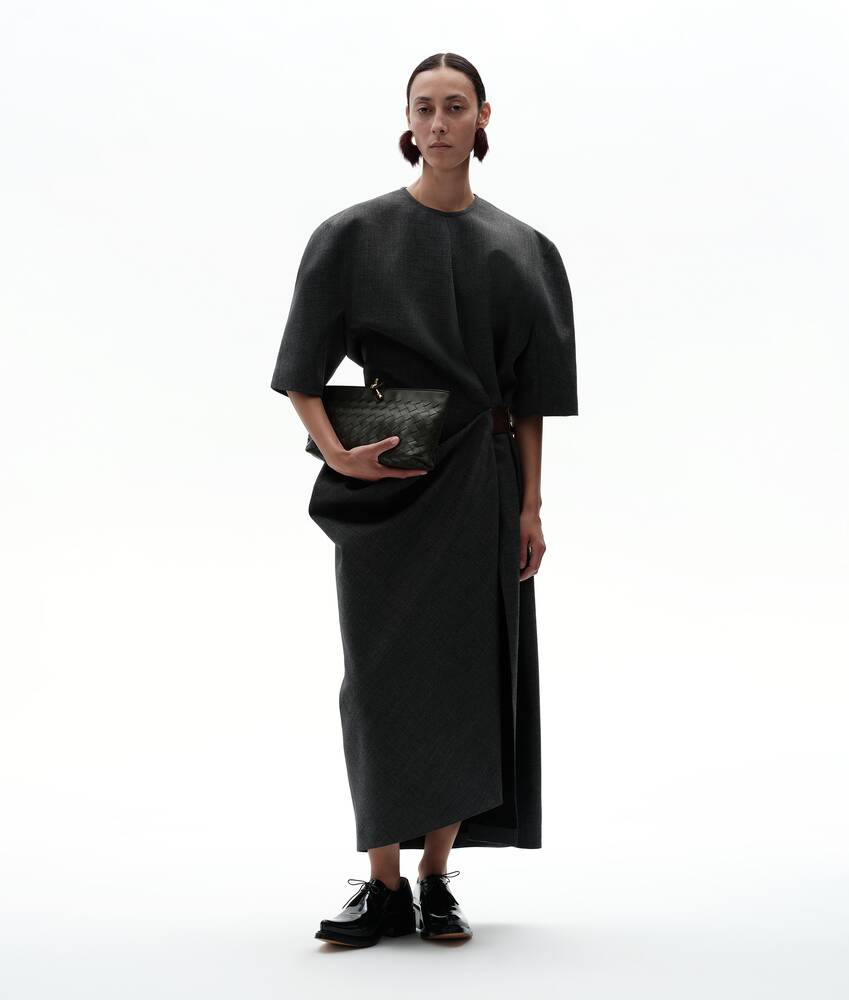 Ela's Pouch Boat Andiamo em Bark green Bottega Veneta Brasil PT - Image 2