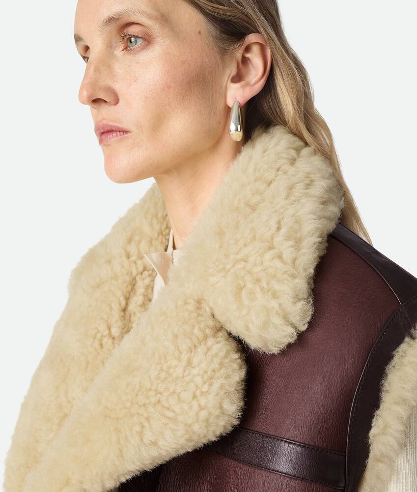 Display a large version of the product image 4 - Leather And Shearling Gilet