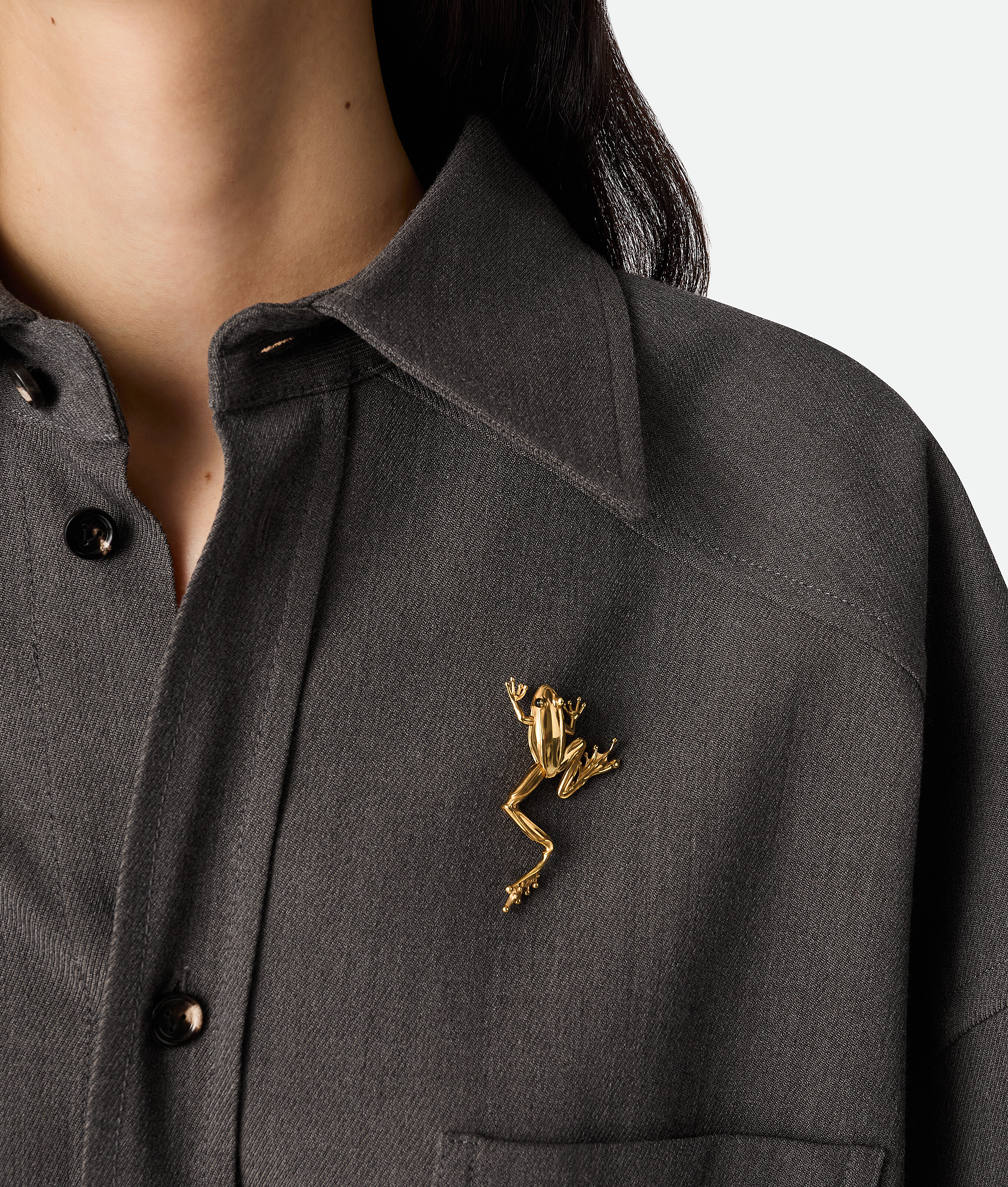 Bottega Veneta Rana Small Brooch - Yellow Gold - Woman