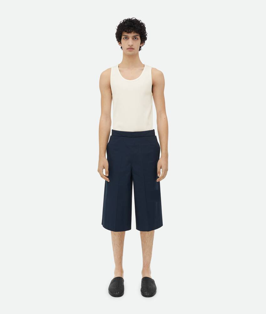 Display a large version of the product image 4 - Compact Cotton Shorts