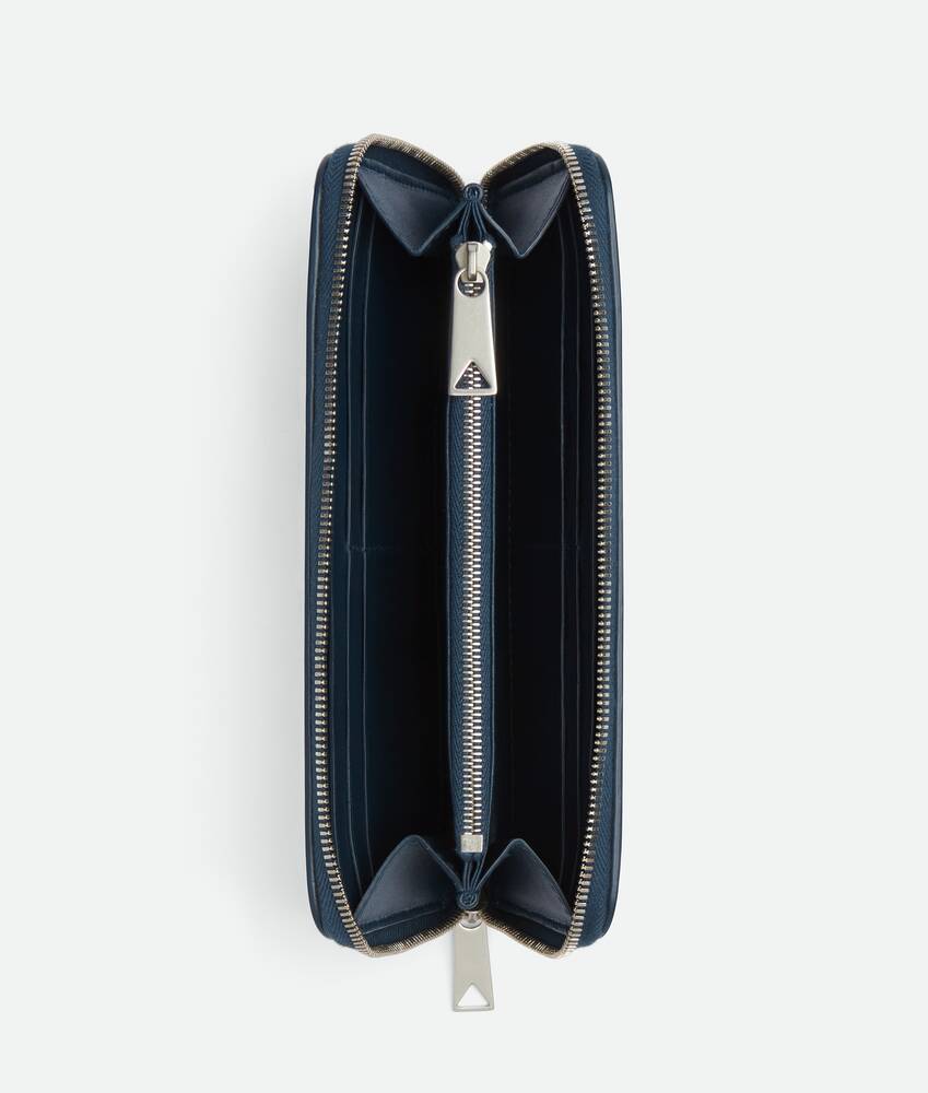 NEW Bottega Veneta Intrecciato Leather Zip Around Crossbody Bag