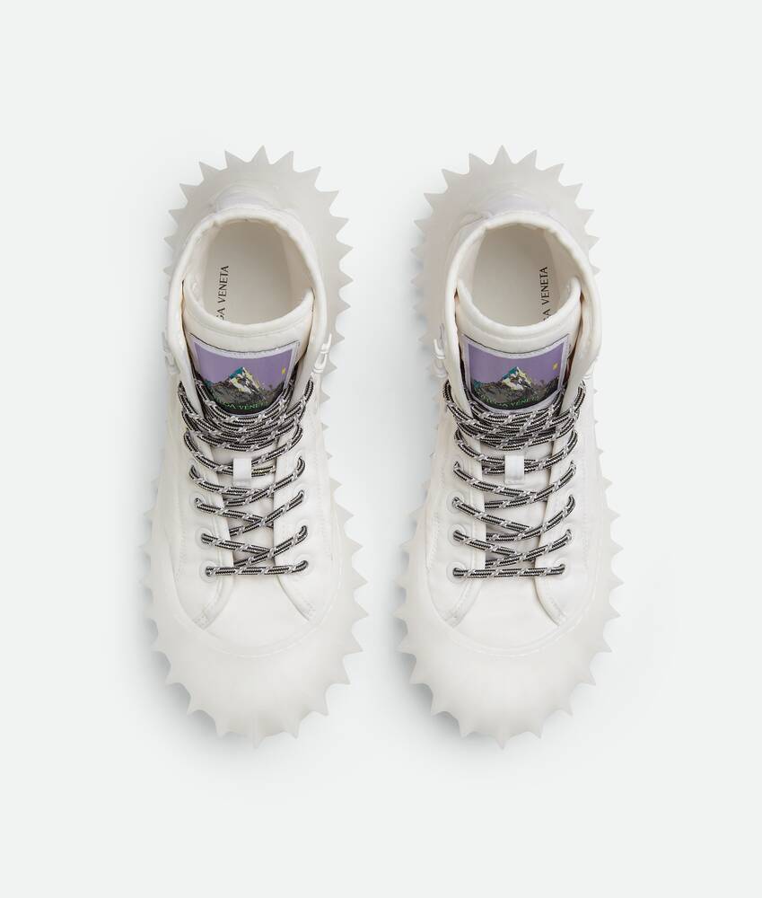 Bottega Veneta® Men's Denver Sneaker in Optic white. Shop online now.