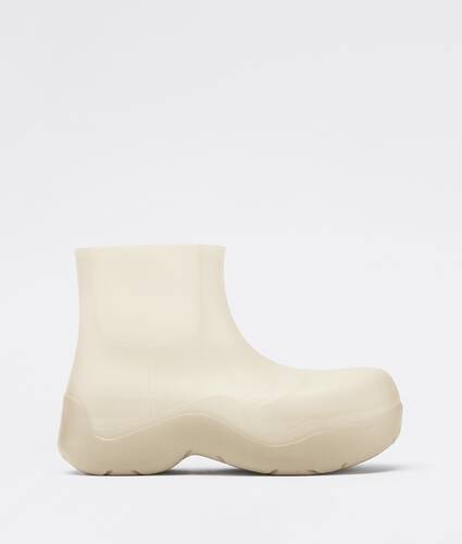 Bottega Veneta® Women's Puddle Ankle Boot in Sea Salt. Shop online 