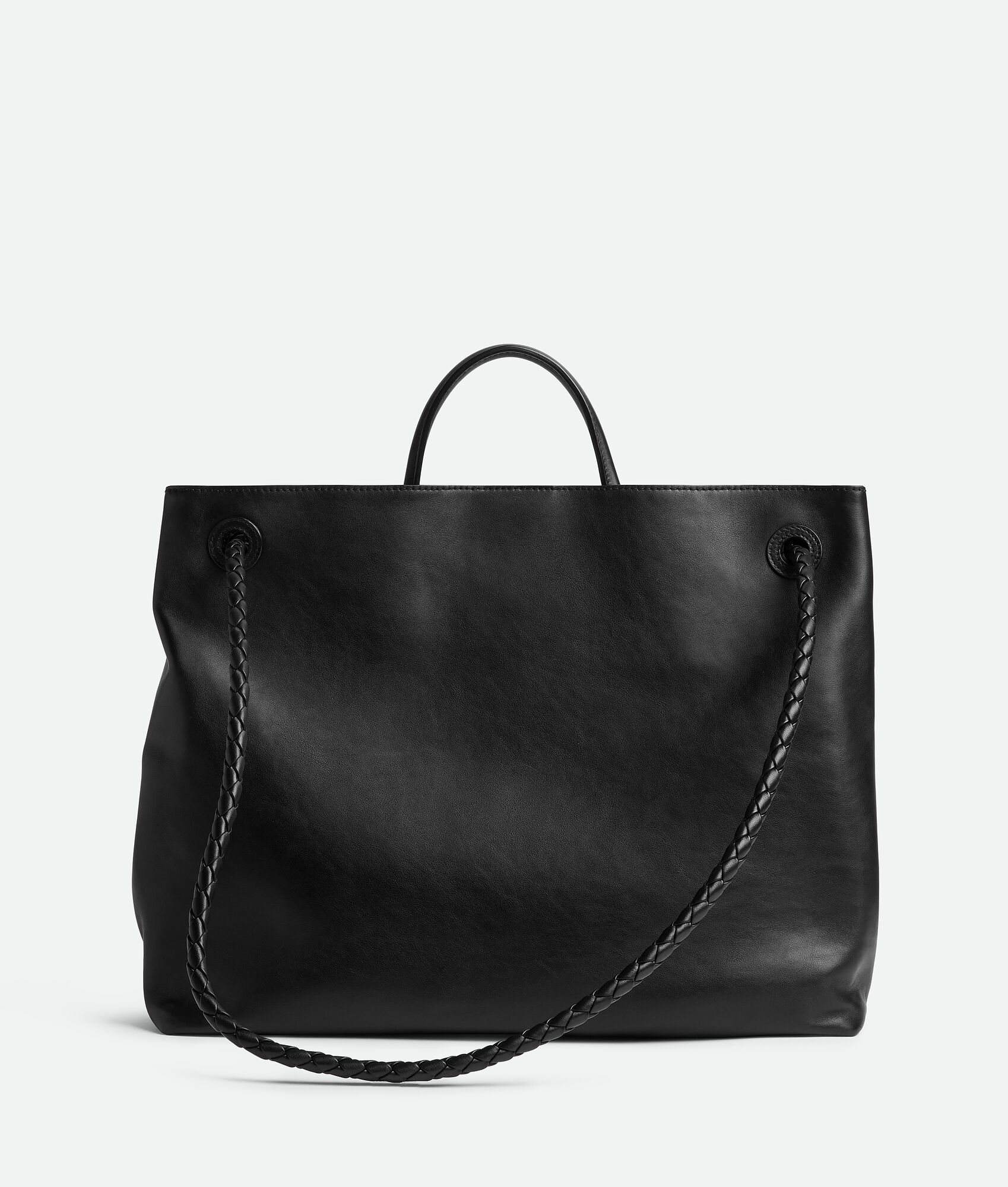 BV LARGE ANDIAMO 45CM BLACK LAMBSKIN