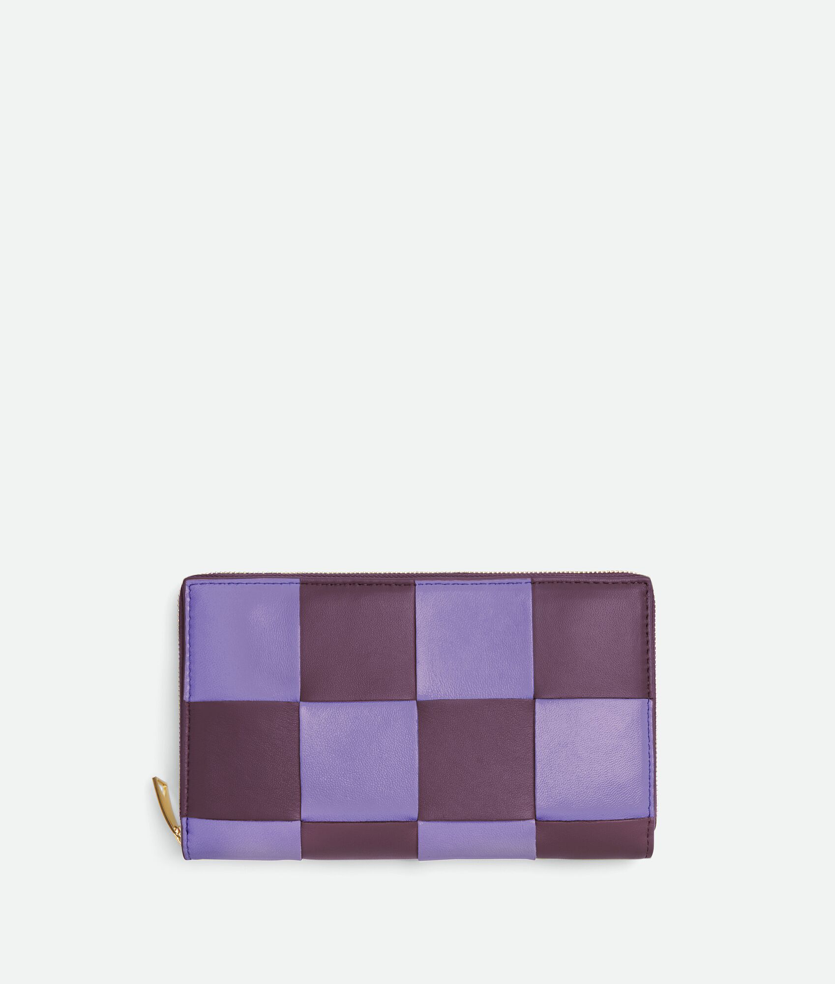 40代女性におすすめの人気ブランド「BOTTEGA VENETA」の財布3