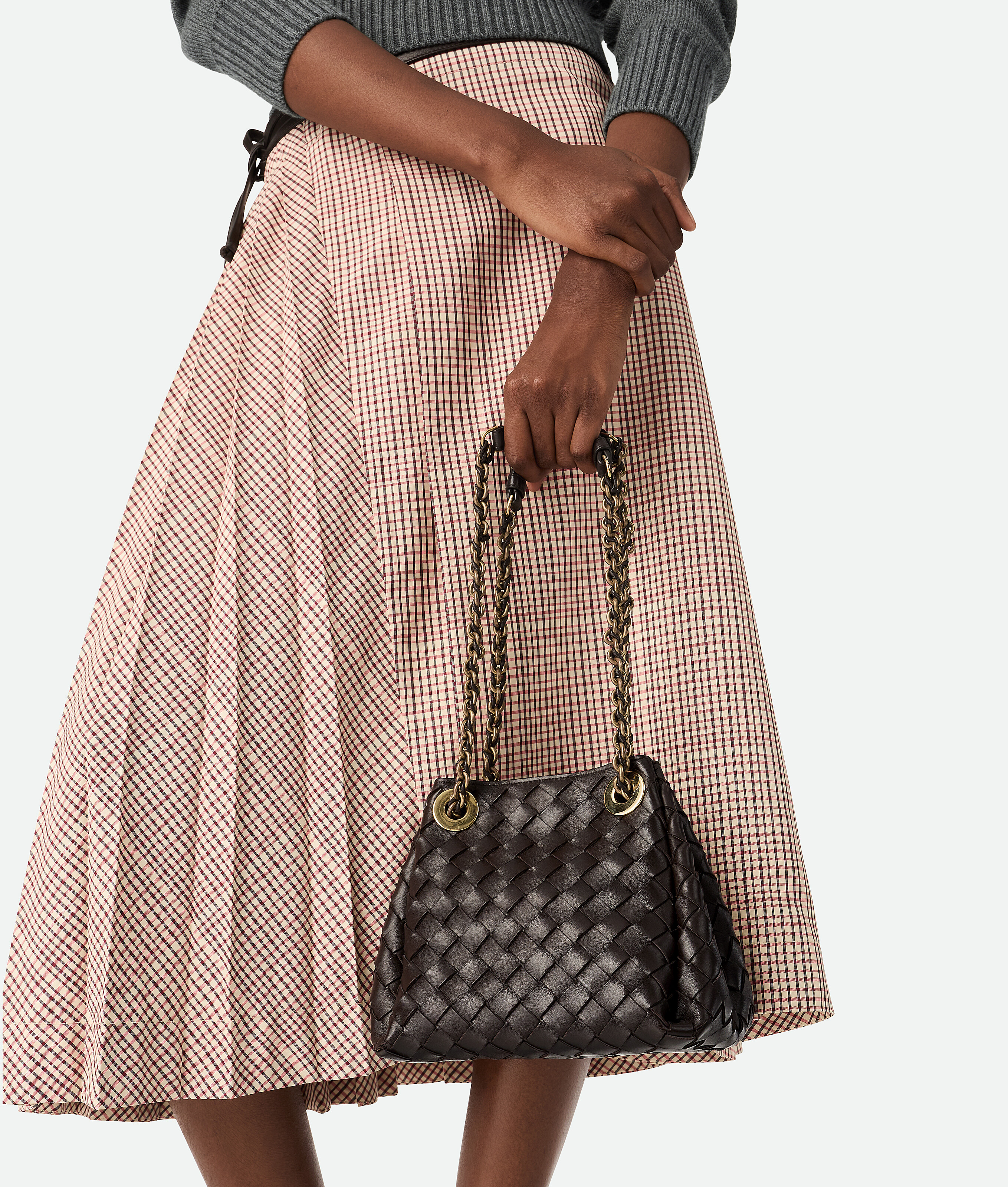Bottega Veneta Black Intrecciato Leather Two-way Handbag In Fondant