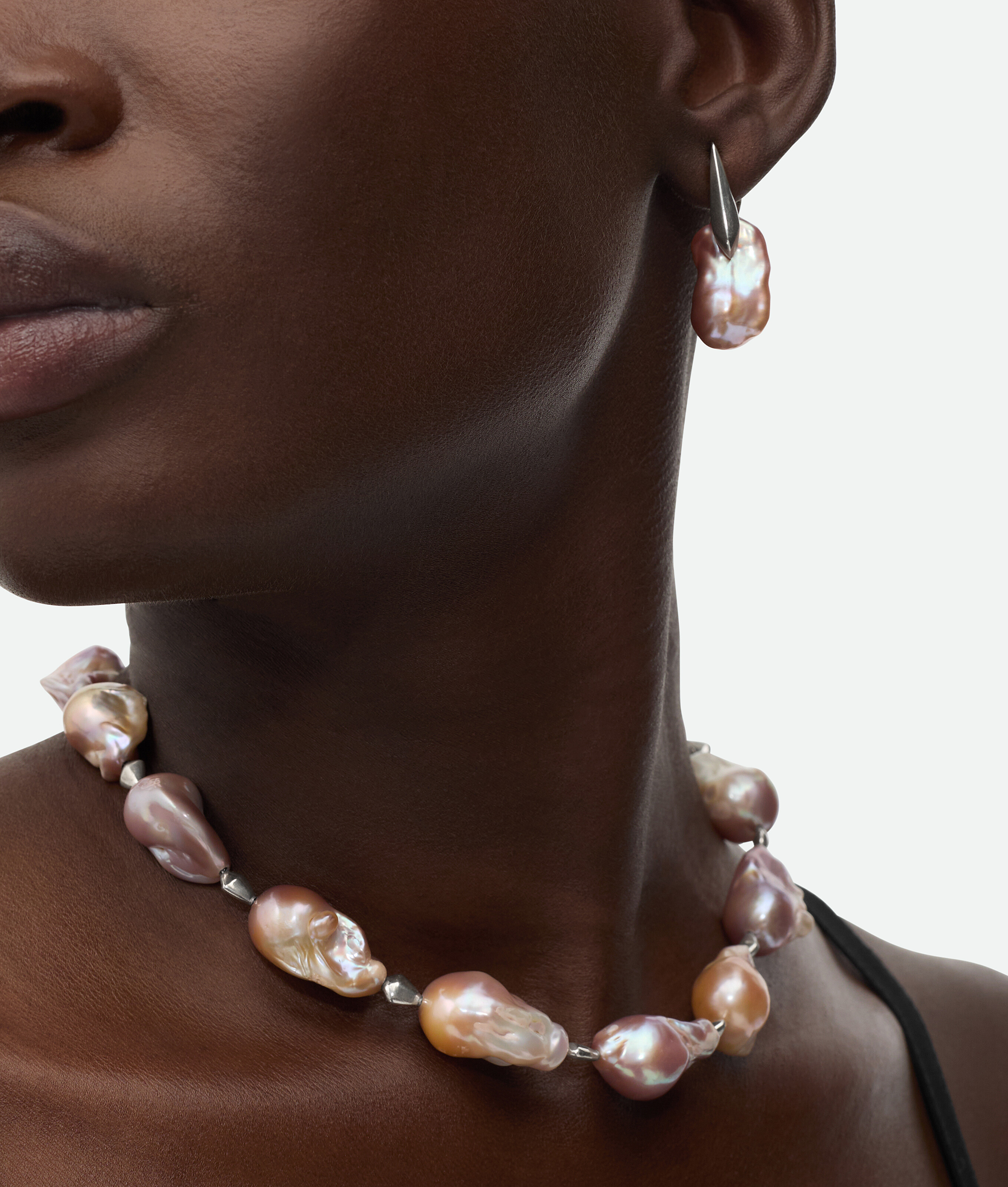 Bottega Veneta Pearl Necklace In Natural Pink