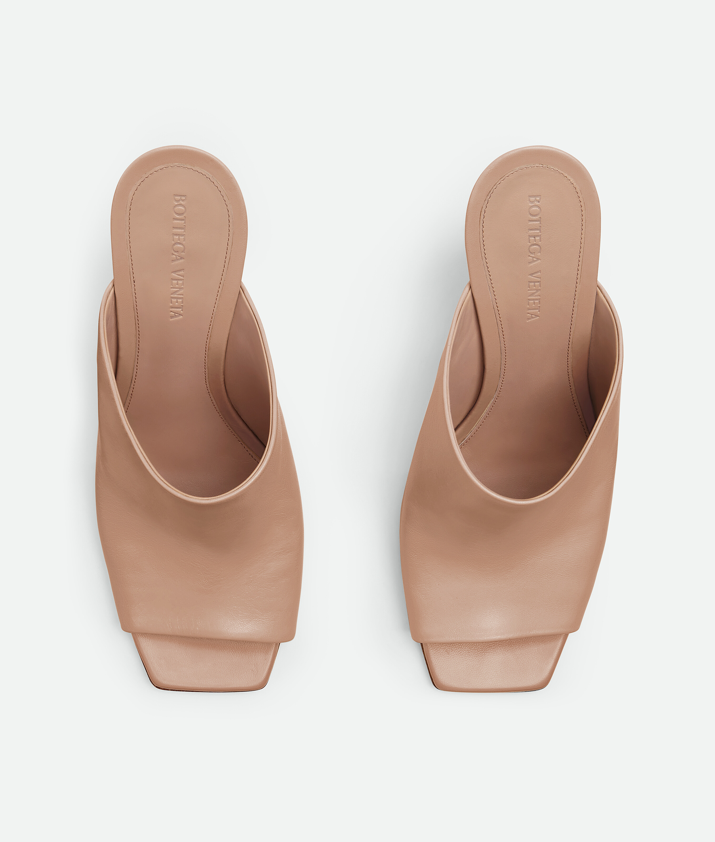 Bottega Veneta Knot Mules In Beige