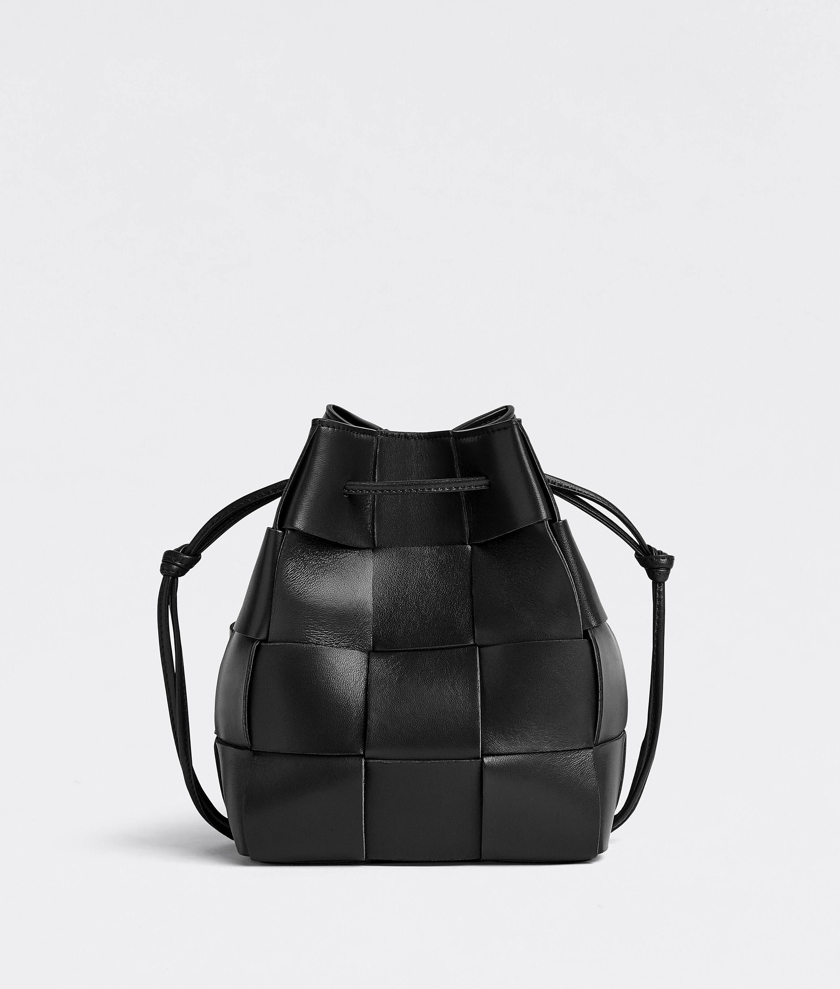 Bottega Veneta Small Cassette Cross-body Bucket In Black