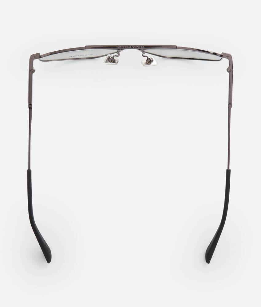 Display a large version of the product image 4 - Classic Metal Aviator Eyeglasses