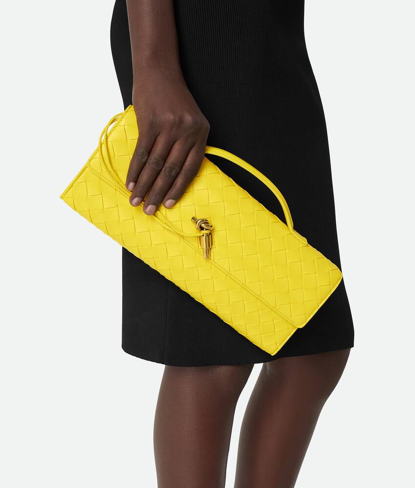 Display a large version of the product image 2 - Andiamo Clutch