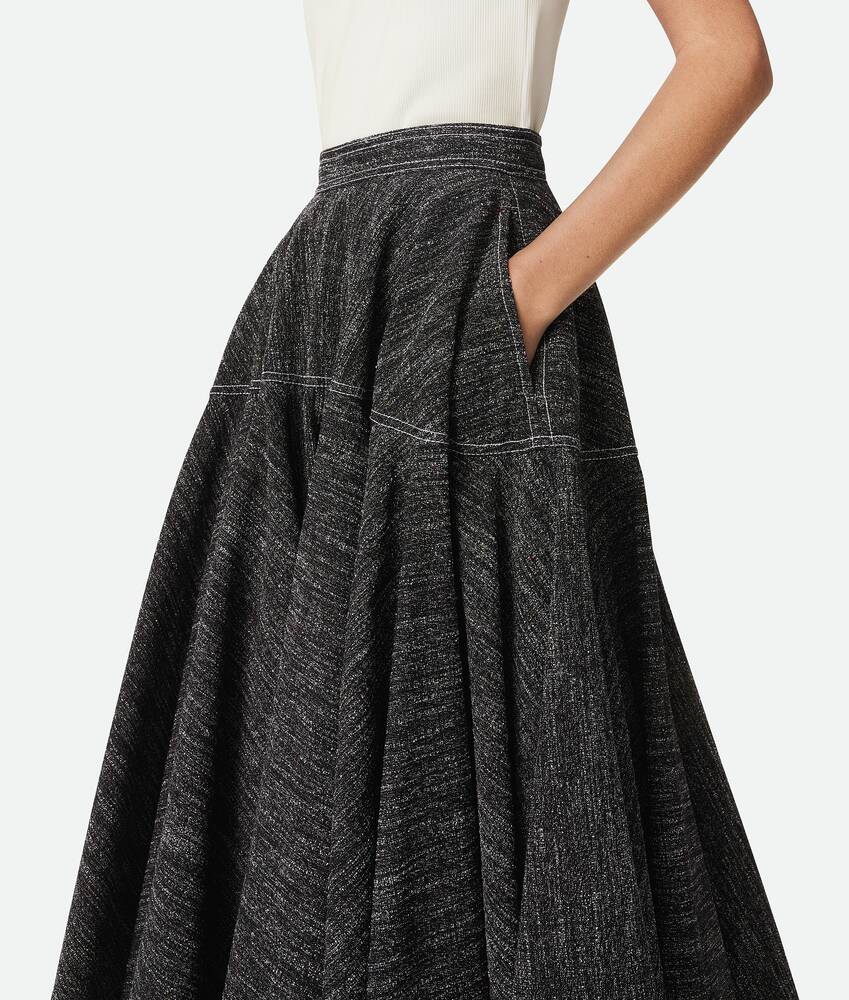 Display a large version of the product image 4 - Viscose And Silk A-Line Skirt