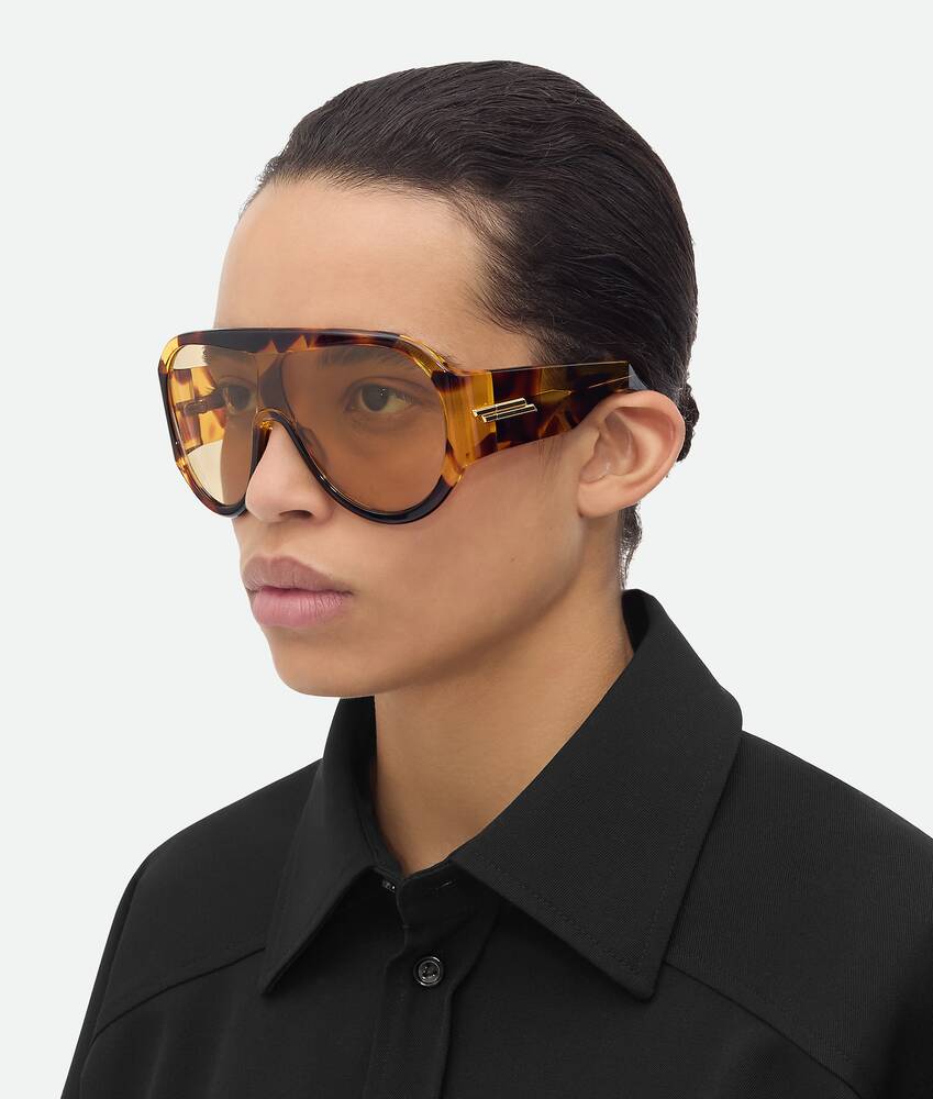 Display a large version of the product image 2 - Scudo Shield Sunglasses