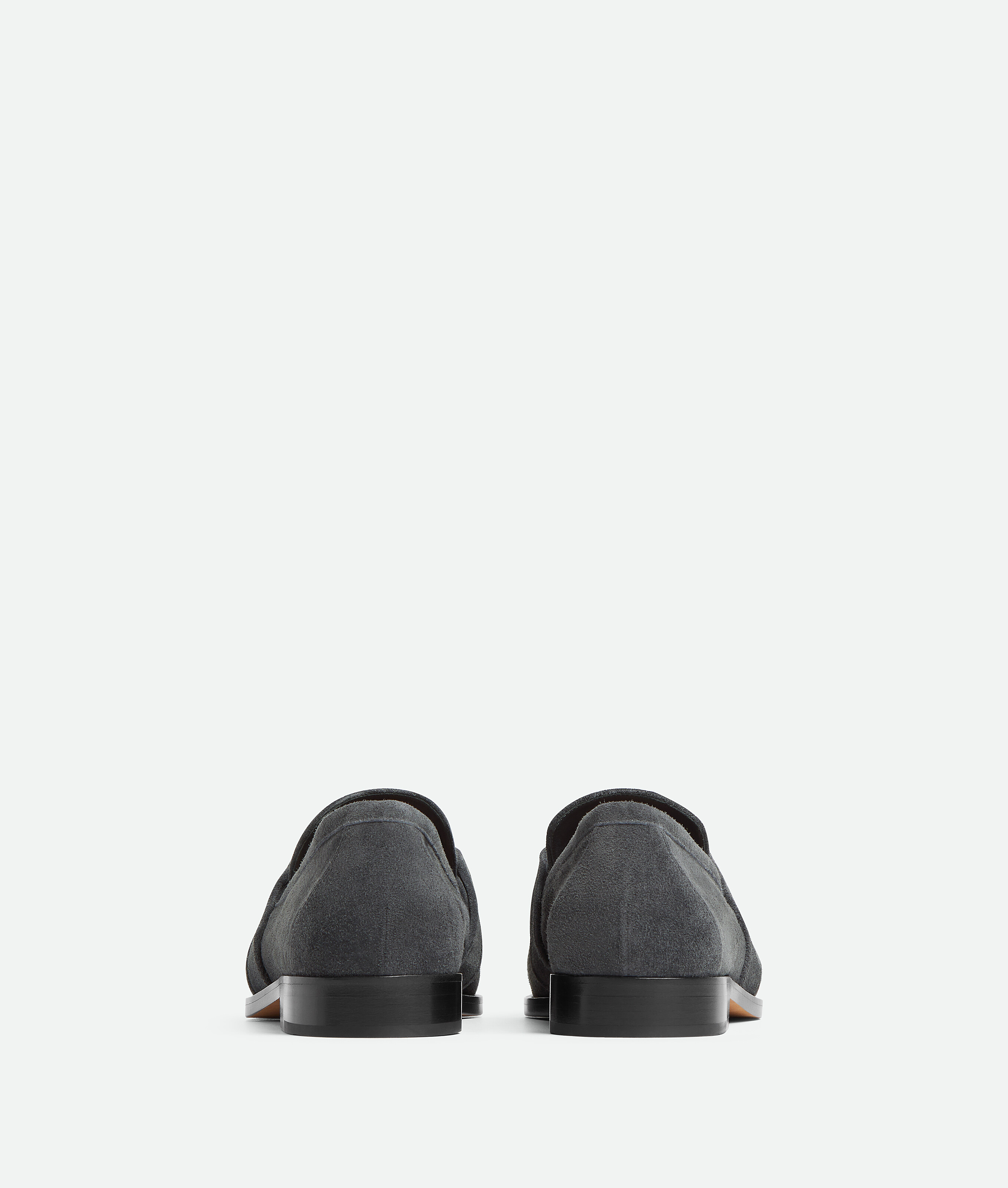 Bottega Veneta Knot Detail Round Toe Textured Leather Loafers In Gray