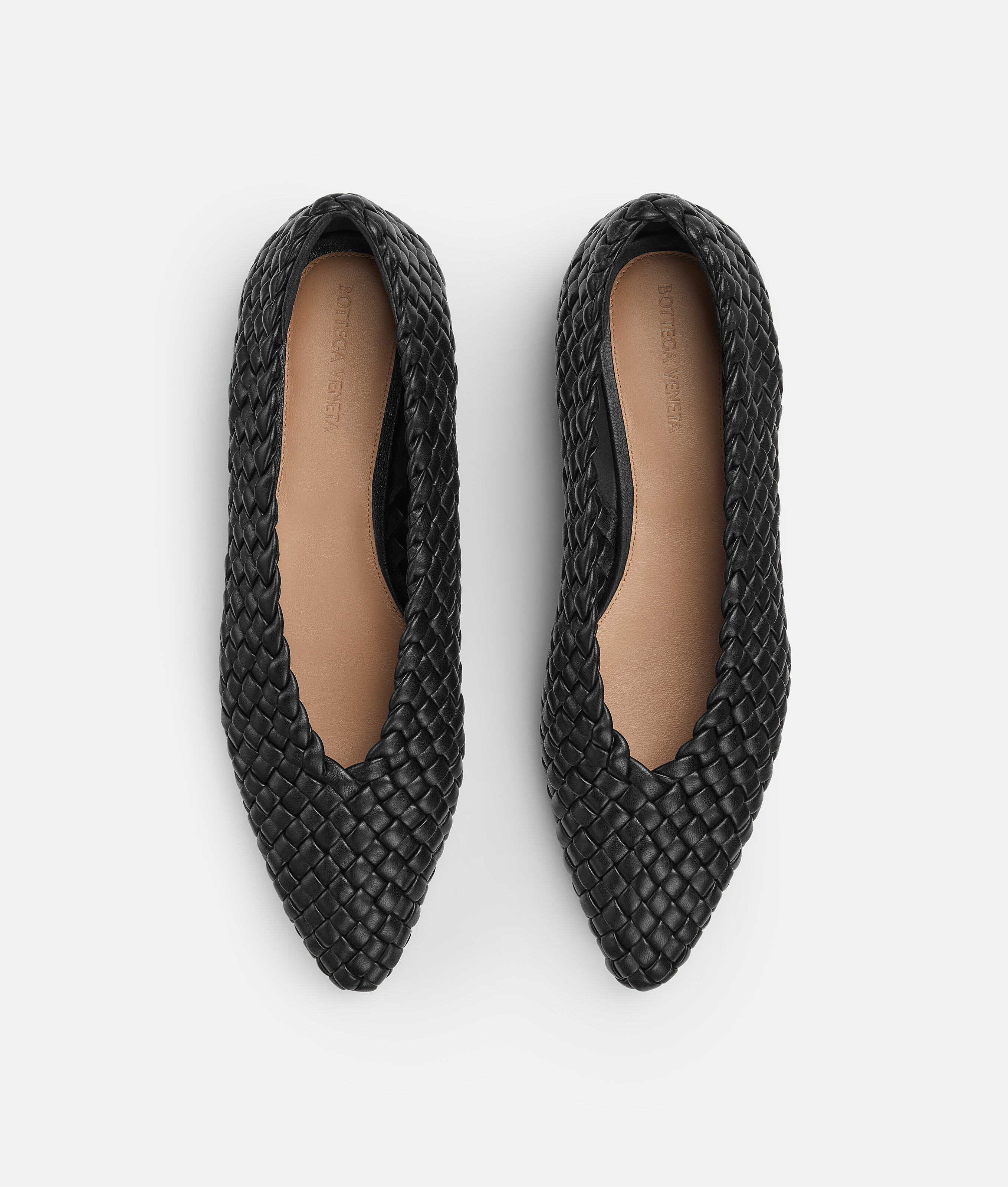 Bottega Veneta Sofia Intrecciato Leather Point-toe Flat In Black