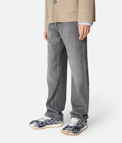 Orbit Sneaker